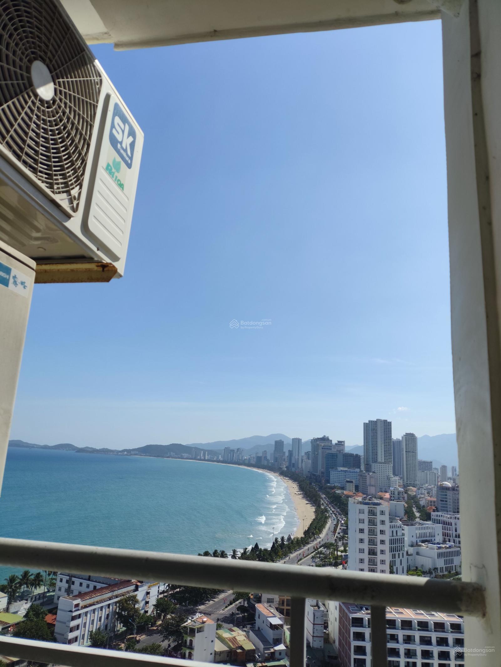 CẦN TIỀN bán căn HIẾM góc 74 76m2, nt mới 95% view biển+phố đẹp tại Mường Thanh số 4 Trần Phú