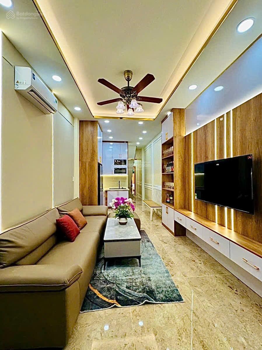 Nhà mới 1 trệt 1 lầu 3PN 2WC full nội thất HXT Lạc Long Quân - Tân Bình Nhà mới 1 trệt 1 lầu 3PN 2WC full nội thất HXT Lạc Long Quân - Tân Bình