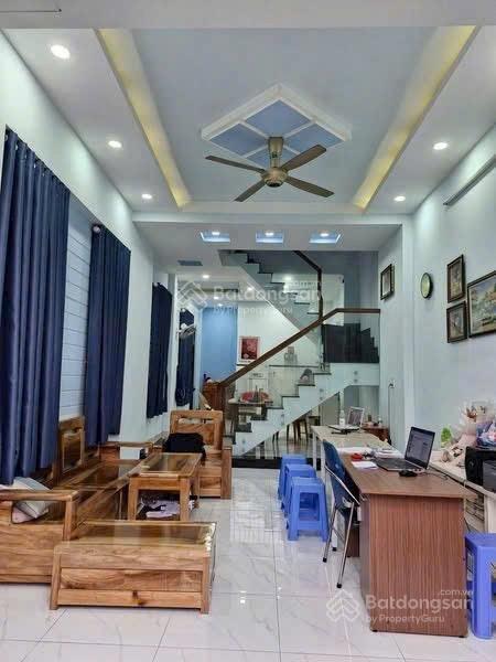 Nhà 3 tầng. Hẻm xe tải. Khu dân cư sạch đẹp. Đường 22 linh đông gần uỷ ban phường. Chợ tam hà.6x14m