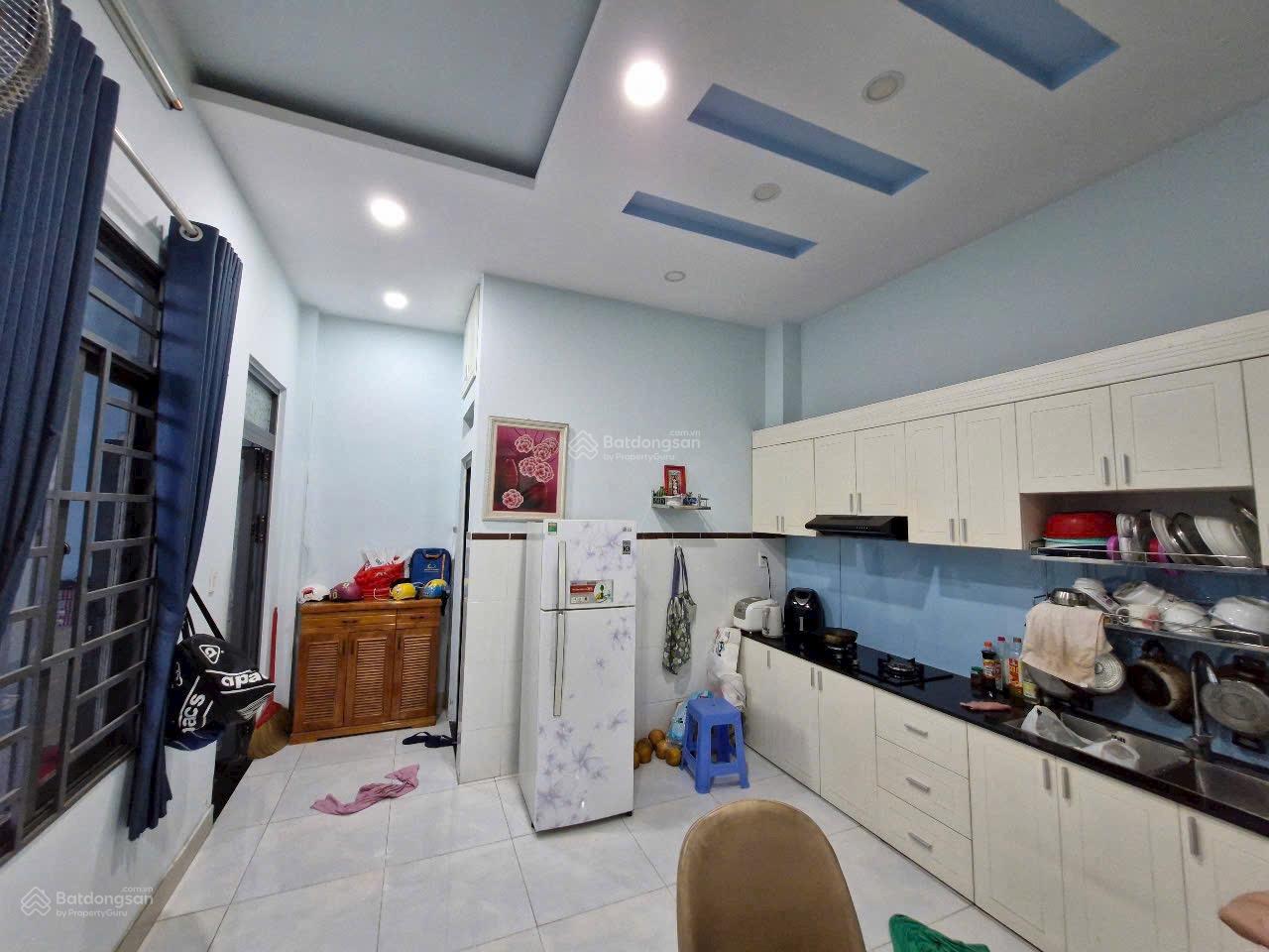 Nhà 3 tầng. Hẻm xe tải. Khu dân cư sạch đẹp. Đường 22 linh đông gần uỷ ban phường. Chợ tam hà.6x14m