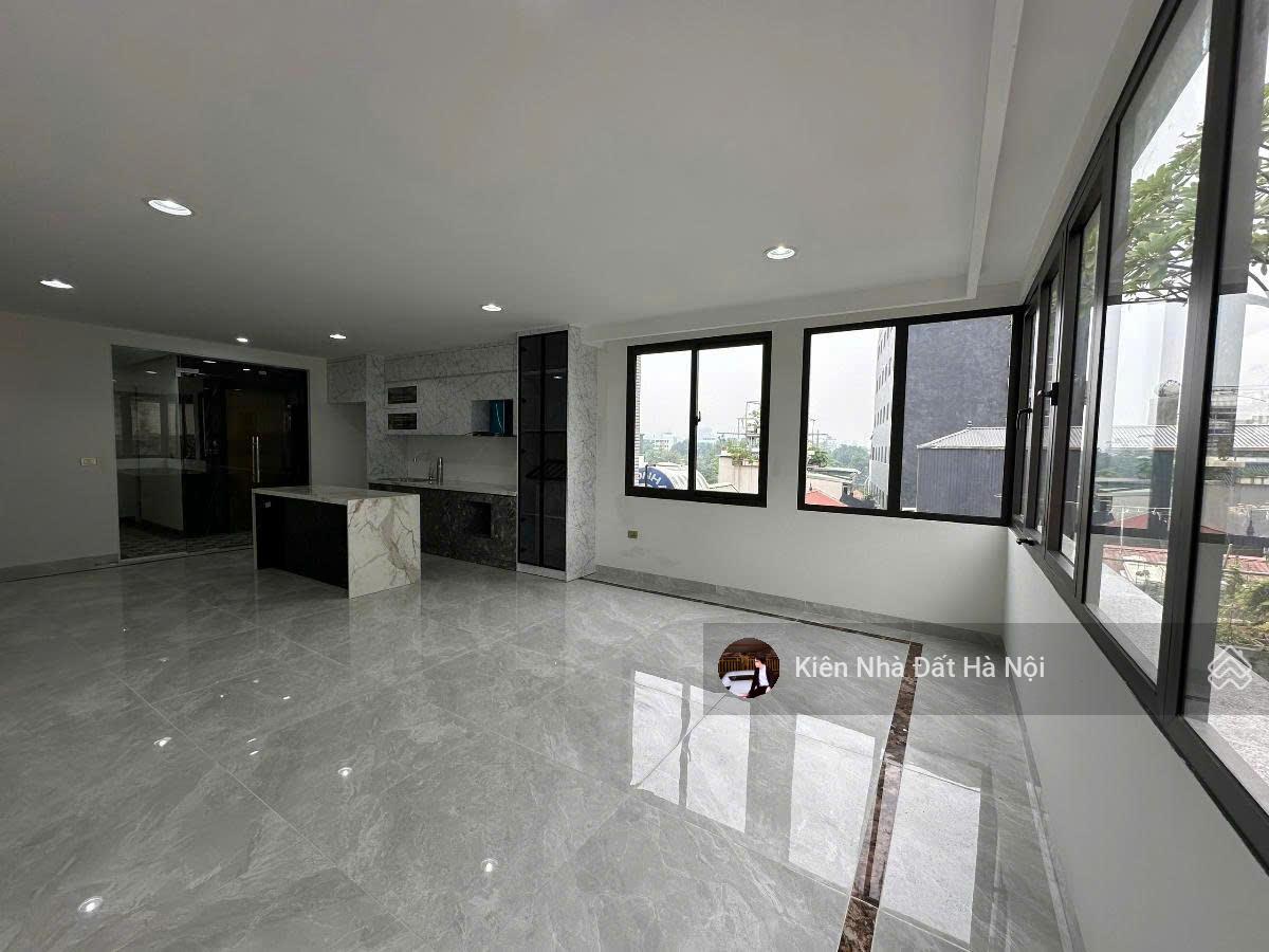 Siêu phẩm! Kim Mã - Ba Đình - 48m2 7 tầng thang máy - ô tô - view hồ - MT 5m - Ở sướng - Cực hiếm!