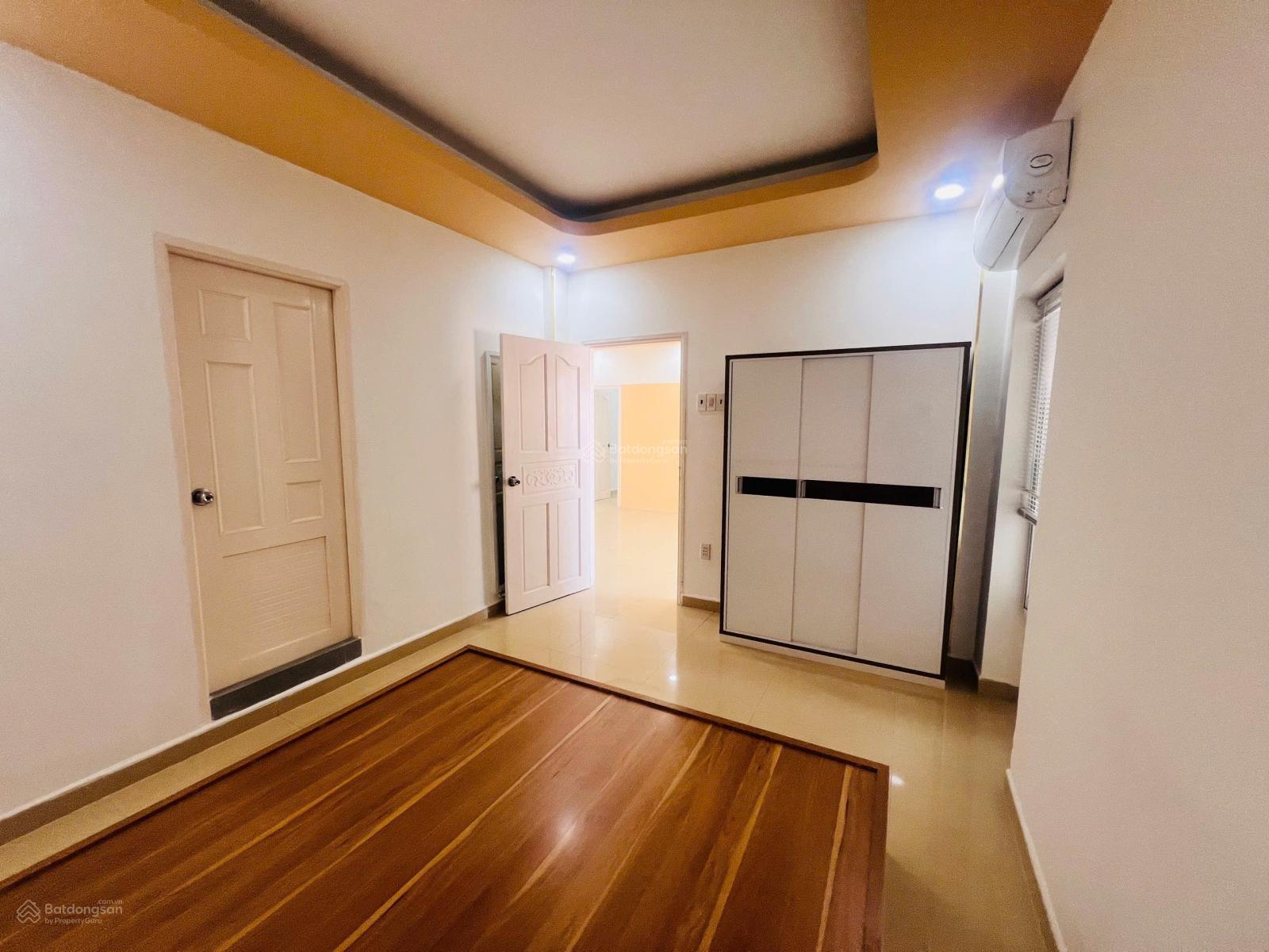 Chính chủ cho thuê chung cư 330 Phan Văn Trị 2PN 2WC, nhà đẹp full nội thất 11tr/tháng