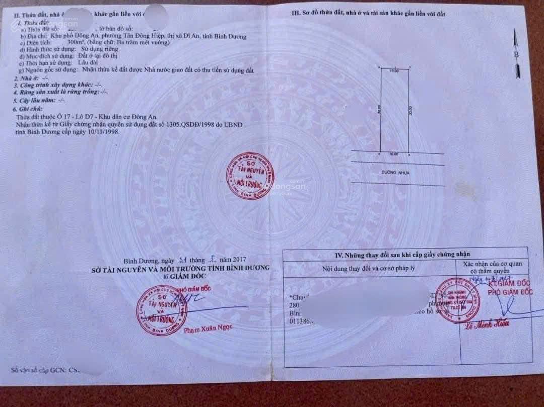 Nhanh mới kịp! Lô đất vàng Dĩ An 300m2 gần MPTV; Thổ cư 100% SHR; Giá 8.1 tỷ còn thương lượng Nhanh mới kịp! Lô đất vàng Dĩ An 300m2 gần MPTV; Thổ cư 100% SHR; Giá 8.1 tỷ còn thương lượng