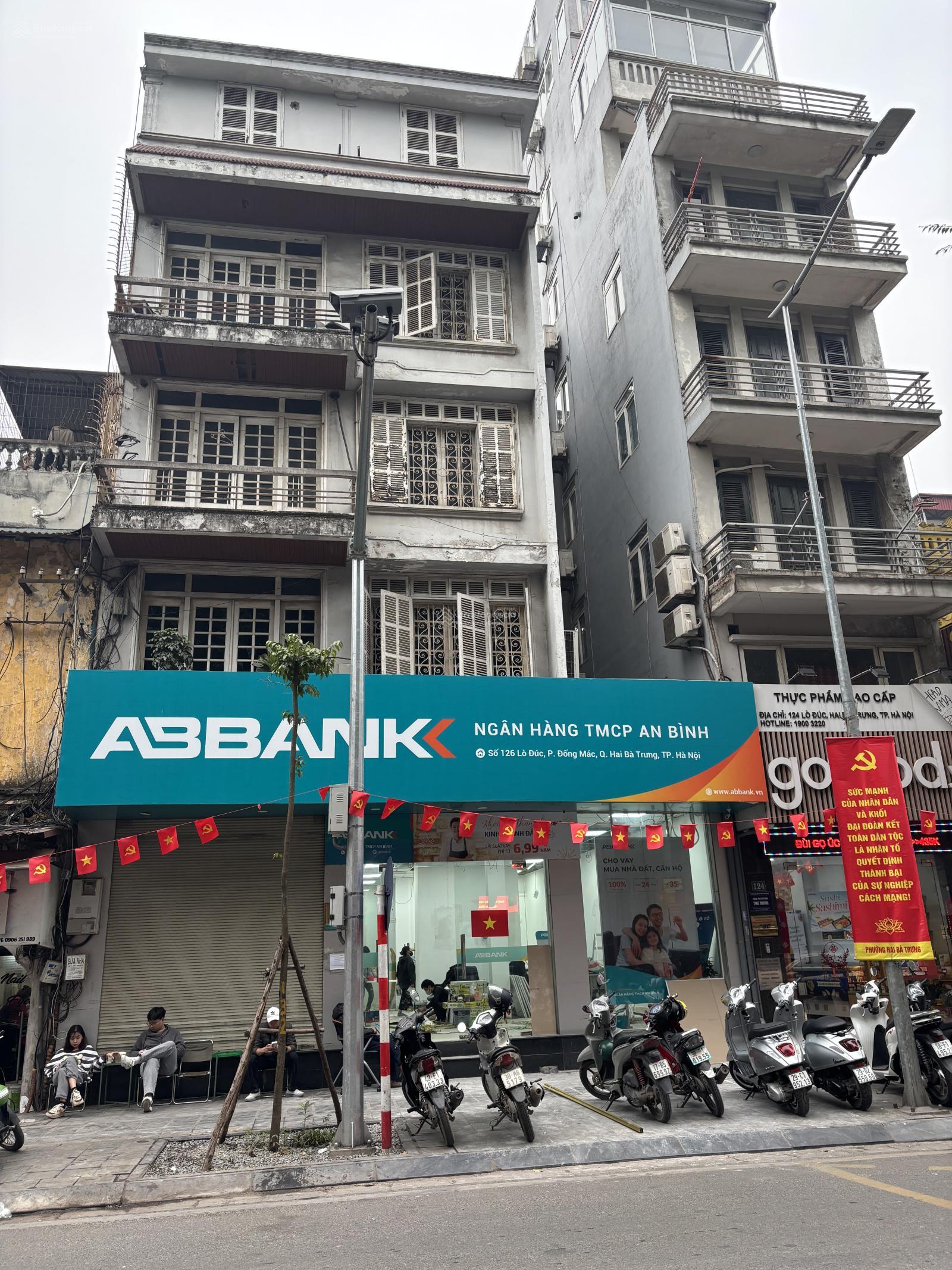 125 tỷ - Bán nhanh nhà mặt phố Lò Đúc, 200m2, MT: 8.3m, lô góc 3 thoáng, vỉa hè, kinh doanh sầm uất