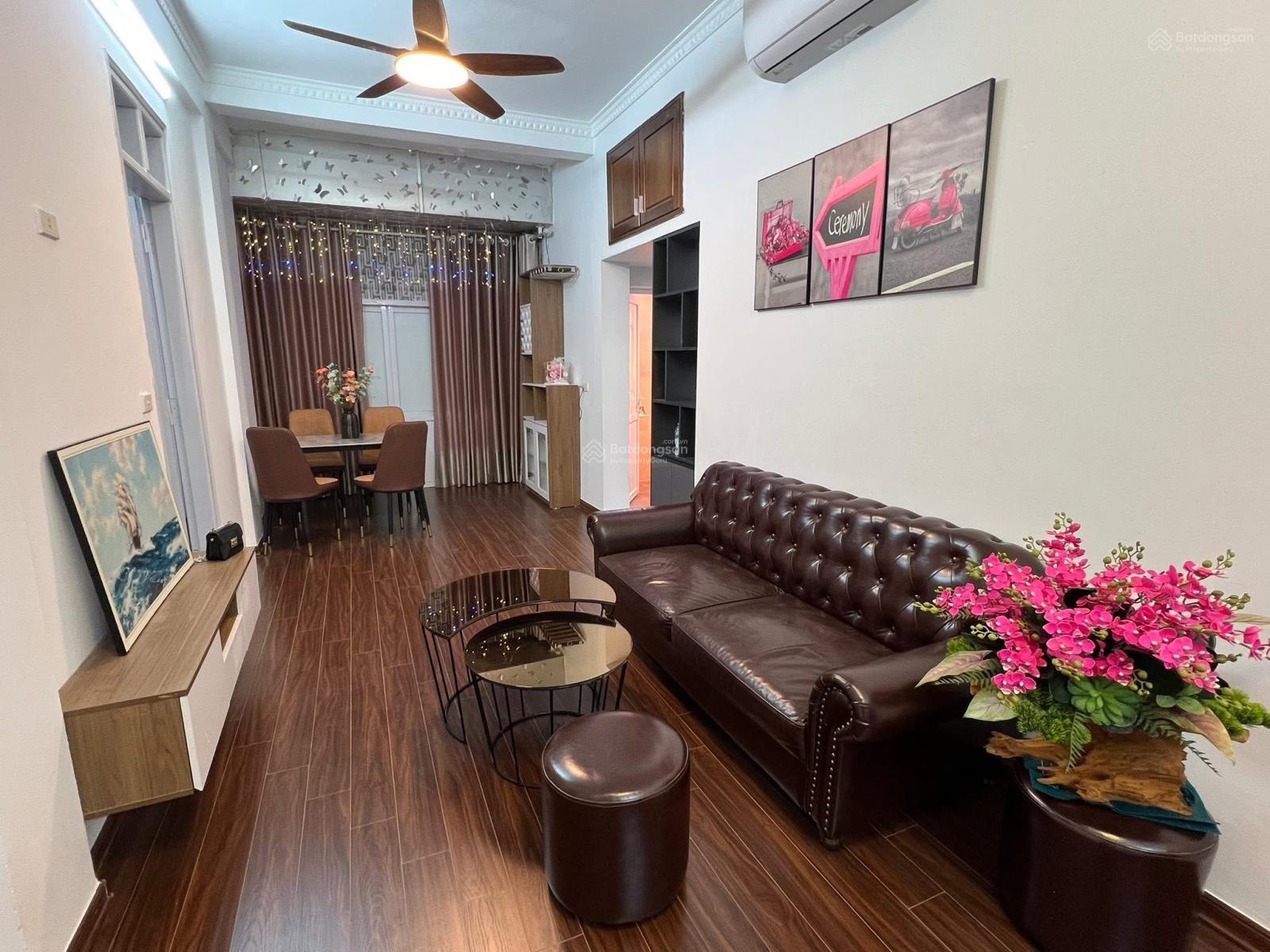 Bán nhà tập thể ngõ 68 Quan Nhân,Cầu Giấy,ô tô đỗ cầu thang, 68m2 2 ngủ,giá chào hơn 4 tỷ.