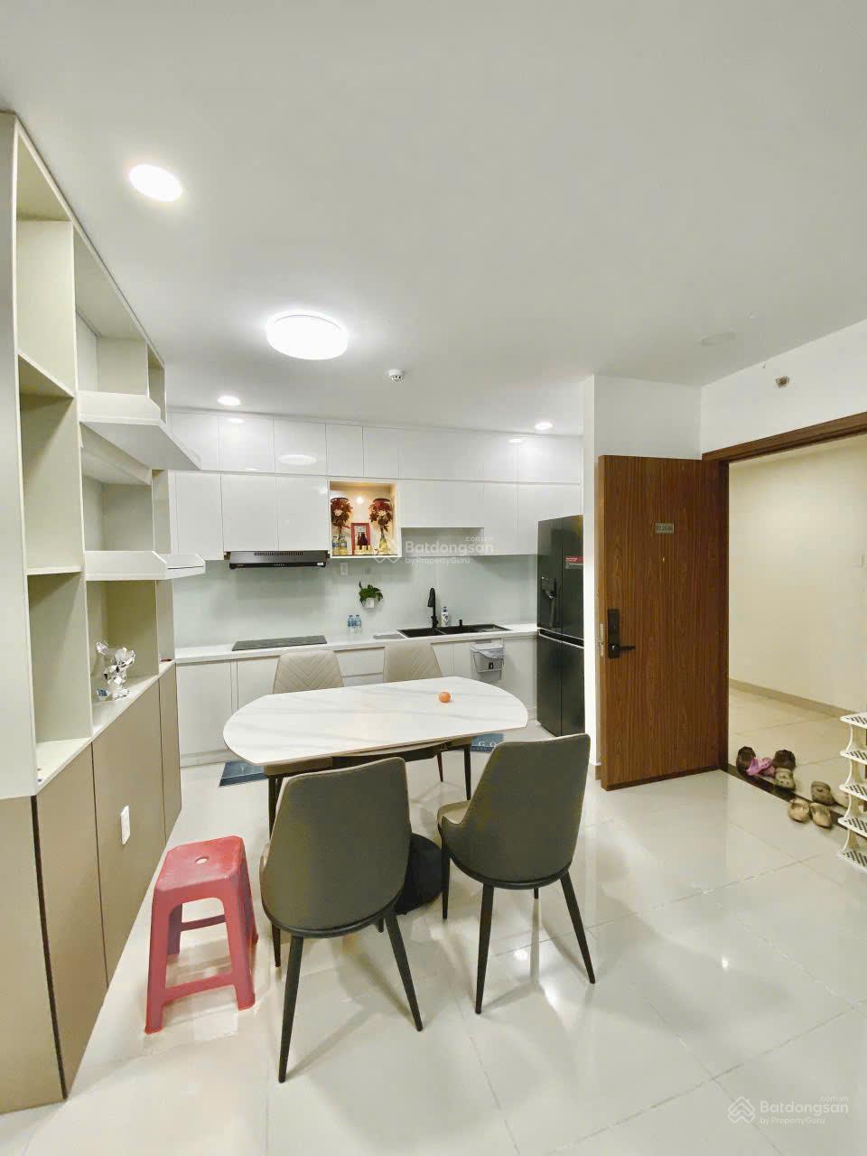 DIỆN TÍCH/ GIÁ THUÊ ,CĂN HỘ THE WESTERN Q6! DT:51M2,2PN/1WC - 8TR/THÁNG, DT:70M2,2PN/2WC- 9TR/THÁNG