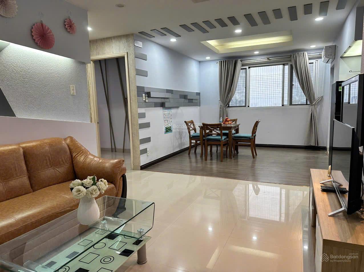 Bán nhanh CHCC Central Garden 2PN, 2WC - Võ Văn Kiệt, P.Cô Giang, Q.1 - DT 76,5m2 - SHR giá 5,9 tỷ