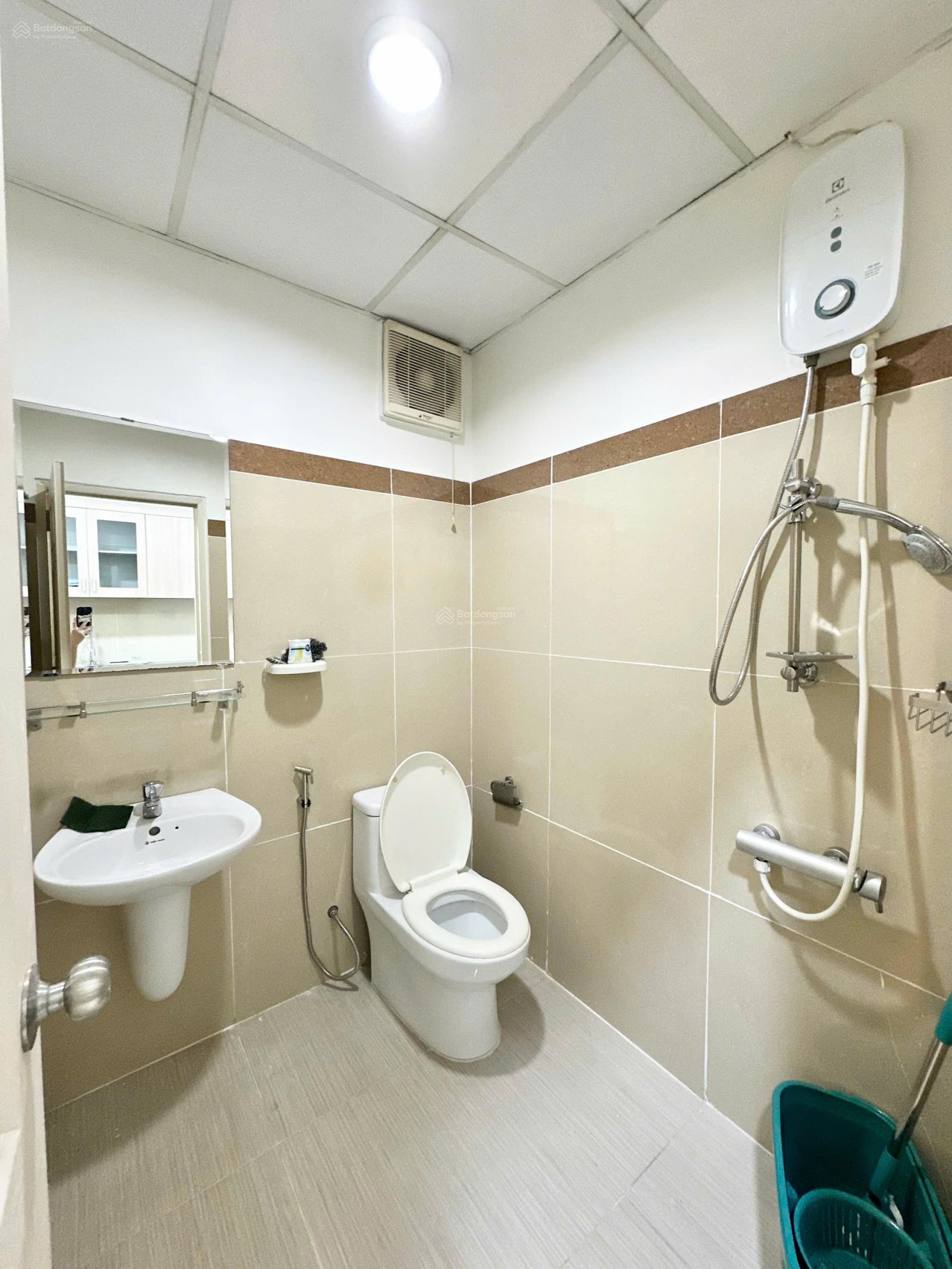 Cho thuê CHCC Topaz Garden, 10 triệu, 72m2, 2PN, 2WC giá tốt, nhà mới, Sạch sẽ, Lh:077907230