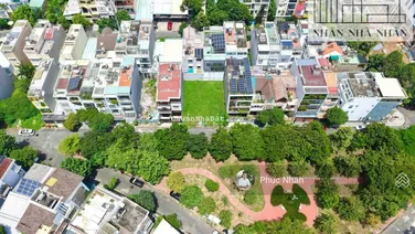 Đất 8x20 ngay Đỗ Pháp Thuận XD Hầm 4 tầng trực diện công viên, sát hồ Cao Đức Lân - 245tr/m2