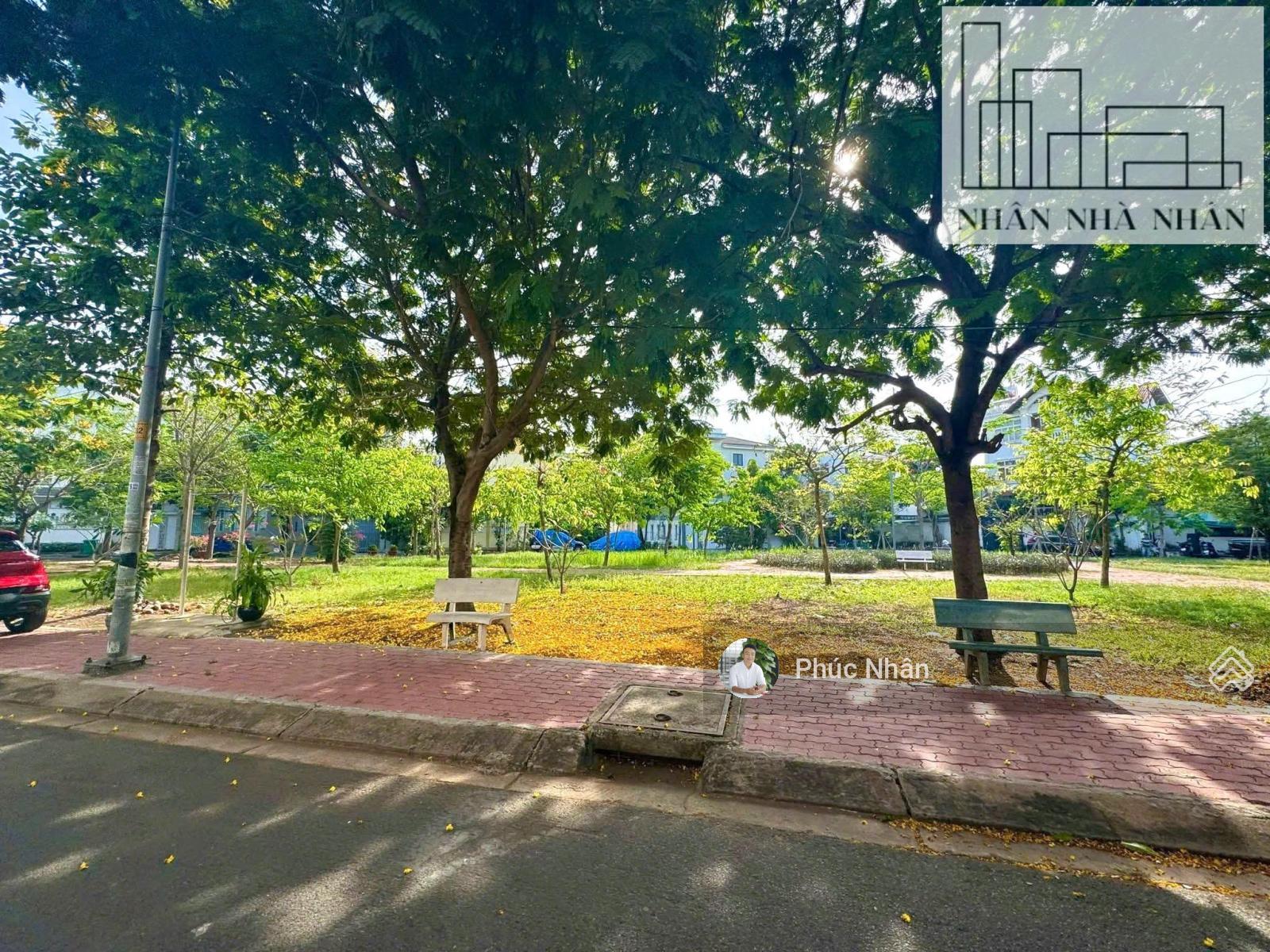 Đất 8x20 ngay Đỗ Pháp Thuận XD Hầm 4 tầng trực diện công viên, sát hồ Cao Đức Lân - 245tr/m2