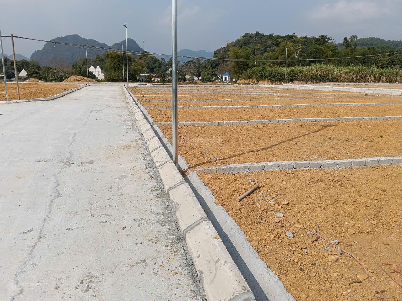 Chính chủ bán đất liền kể tại Vân Du, Thanh Hoá giá trọn gói 250 triệu/lô.