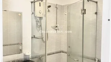 Bán căn hộ chung cư 2PN, 2WC giá tốt tại Đất Phương Nam, Bình Thạnh, HCM, 105m2