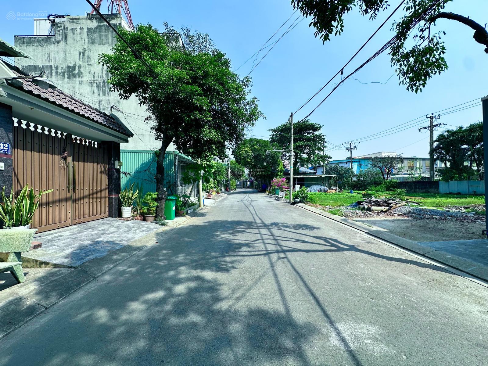 Bán đất gần Nam Rạch Chiếc, DT: 10 x 20 =202 m2. Giá giảm còn 14 tỷ