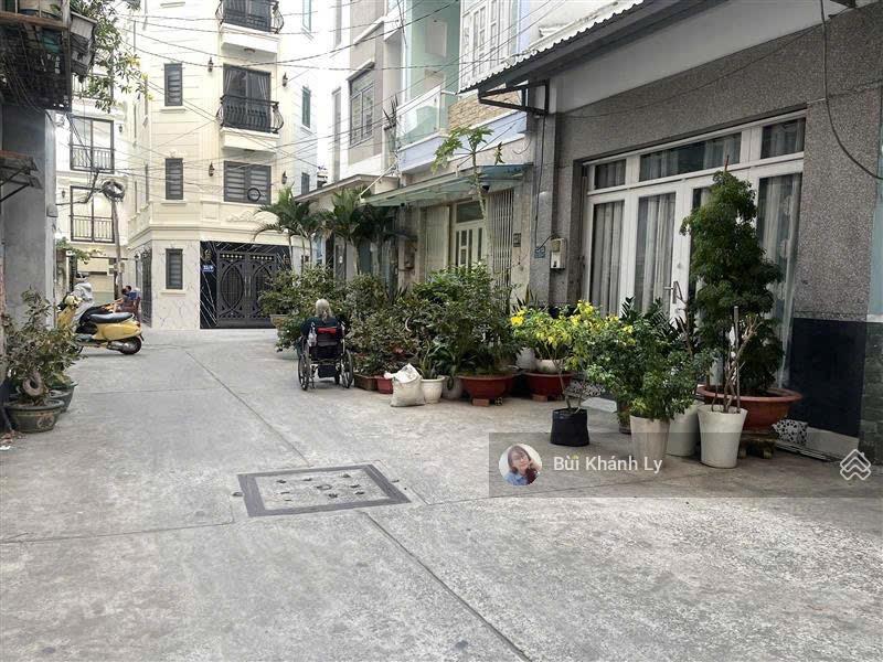 NHÀ PHÚ NHUẬN -
NHÀ ĐẸP Ở NGAY - KHUVIP PHAN XÍCH LONG - PHÙNG VĂN CUNG 5 TẦNG ST