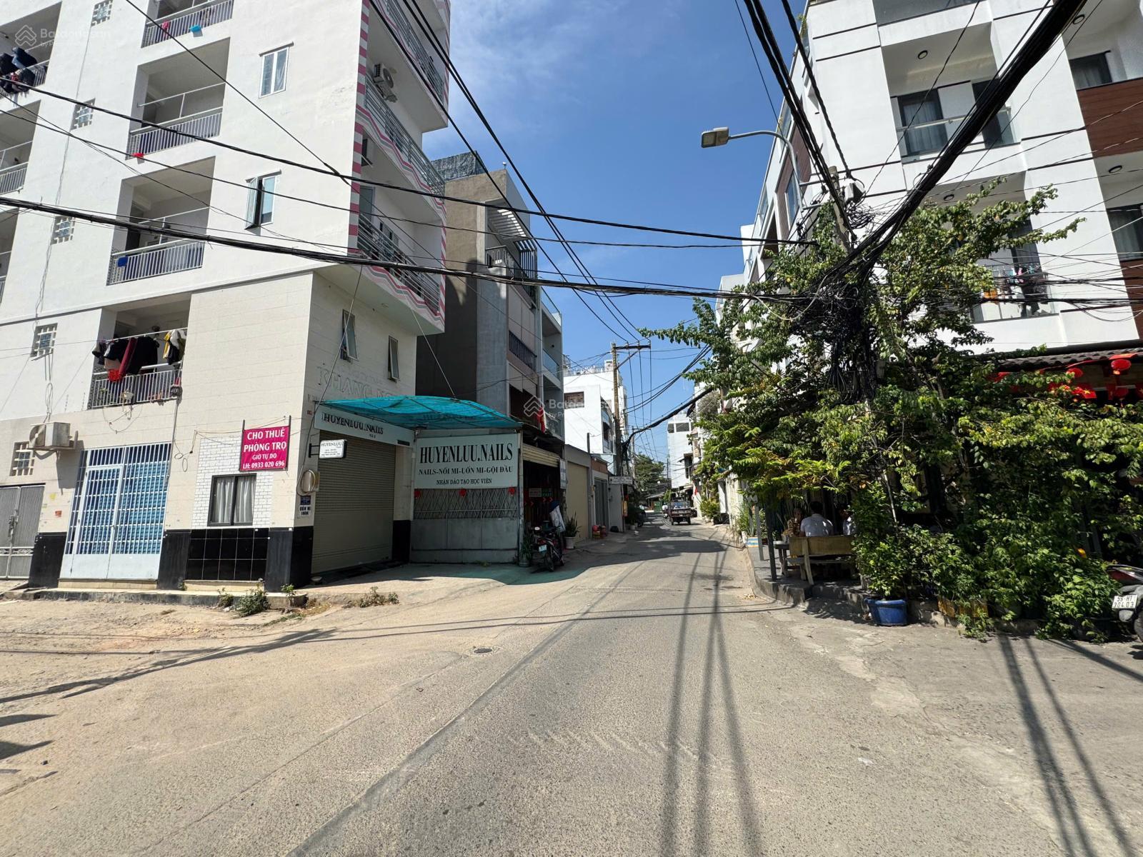 Bán nhà hẽm kinh doanh 110 Tô Hiệu ( 4x13m) 2 lầu,hẽm 8m thông. Giá 7,3 tỷ