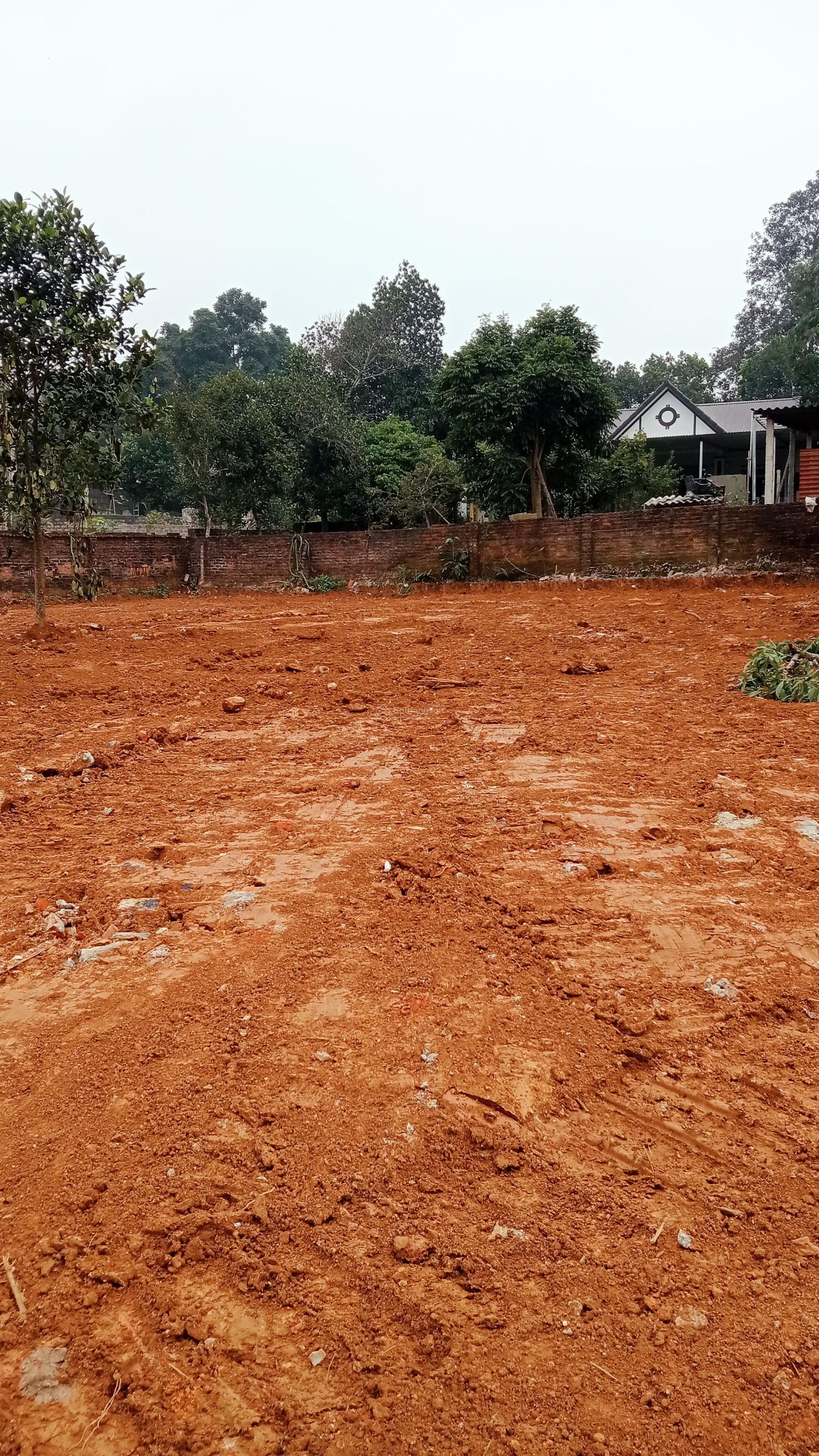 Bán lô đất tại Yên Bài Hà Nội 1070 m2 150m2 thổ cư mặt tiền 43 m, giá cần bán 5,2 tỷ