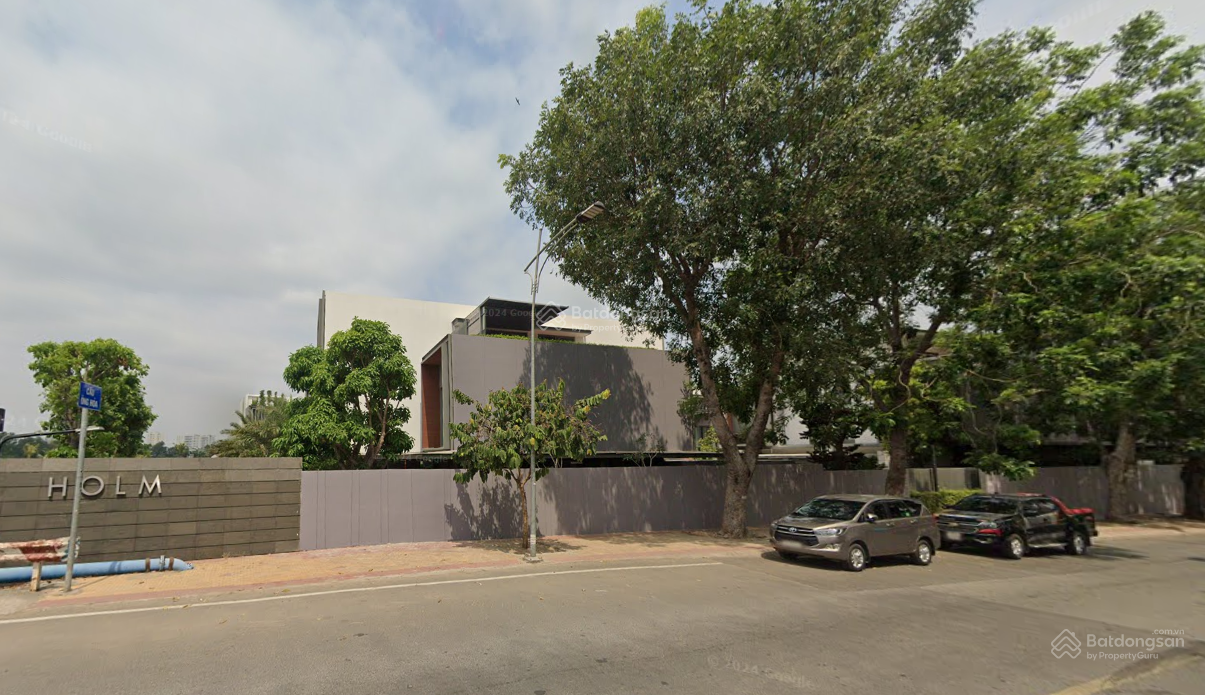 Bán nhà góc 3MT Nguyễn Văn Hưởng Thảo Điền, DT 26x16m CN 412m2 KC 3 tầng Holm Residences giá 250 tỷ