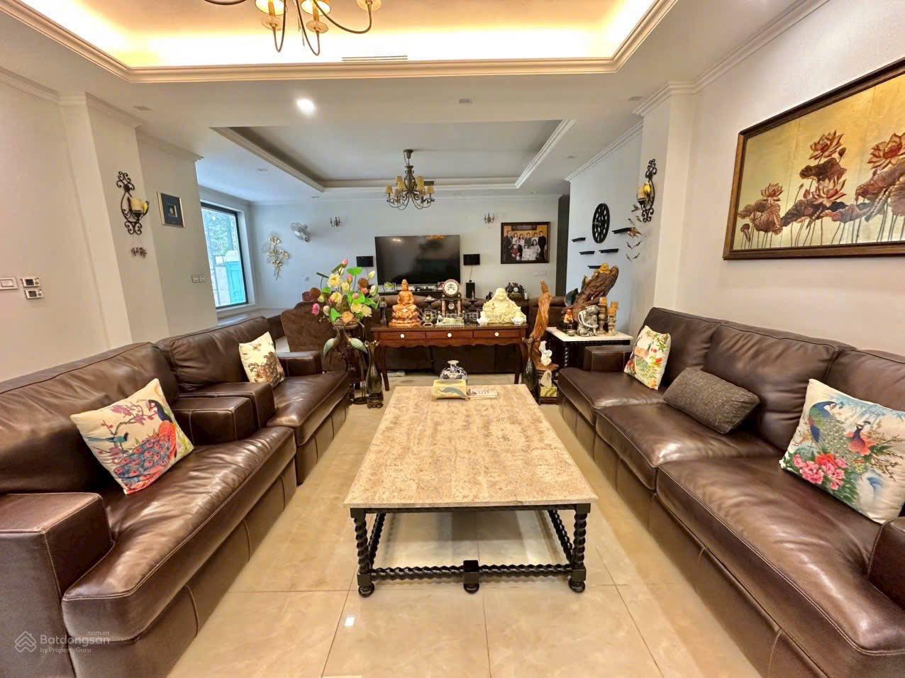 Bán BT đẹp 360m2 tại KĐT Ciputra, Nguyễn Hoàng Tôn, Phú Thượng, Tây Hồ, Hà Nội, 400 triệu/m2