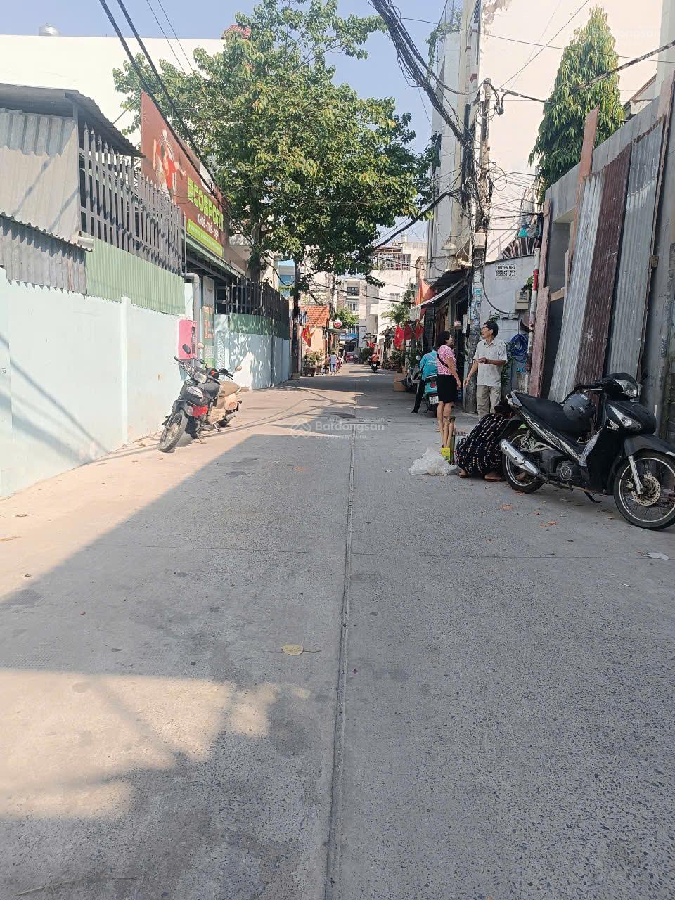 Bán nhà hẻm thẳng Đường Gò Dầu DT 4x20m, nhà cấp 4 còn mới. Giá 6,6 tỷ P. Tân Quý, Q. Tân Phú