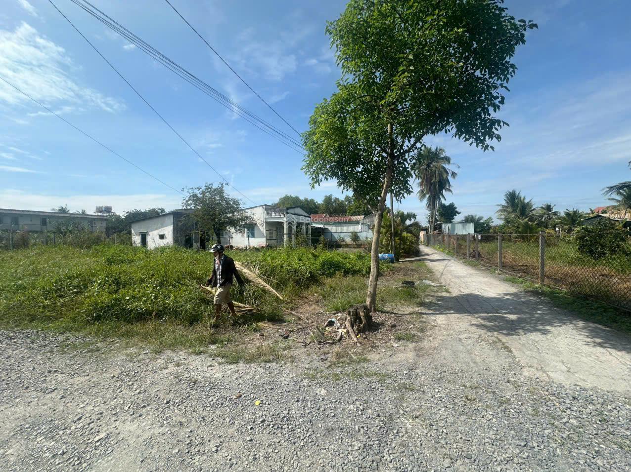 Lô góc hai mặt tiền Bình Mỹ Củ Chi. Đường Bình Mỹ vào 70m tới đất
