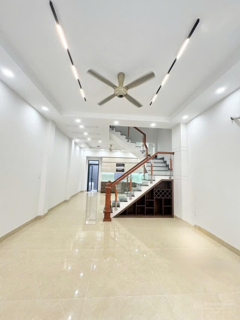 NHÀ MỚI ĐẸP - 4 TẦNG - HẺM XE HƠI - ĐỖ XUÂN HỢP PHƯỚC LONG B - Giá Chỉ 9 Tỷ8