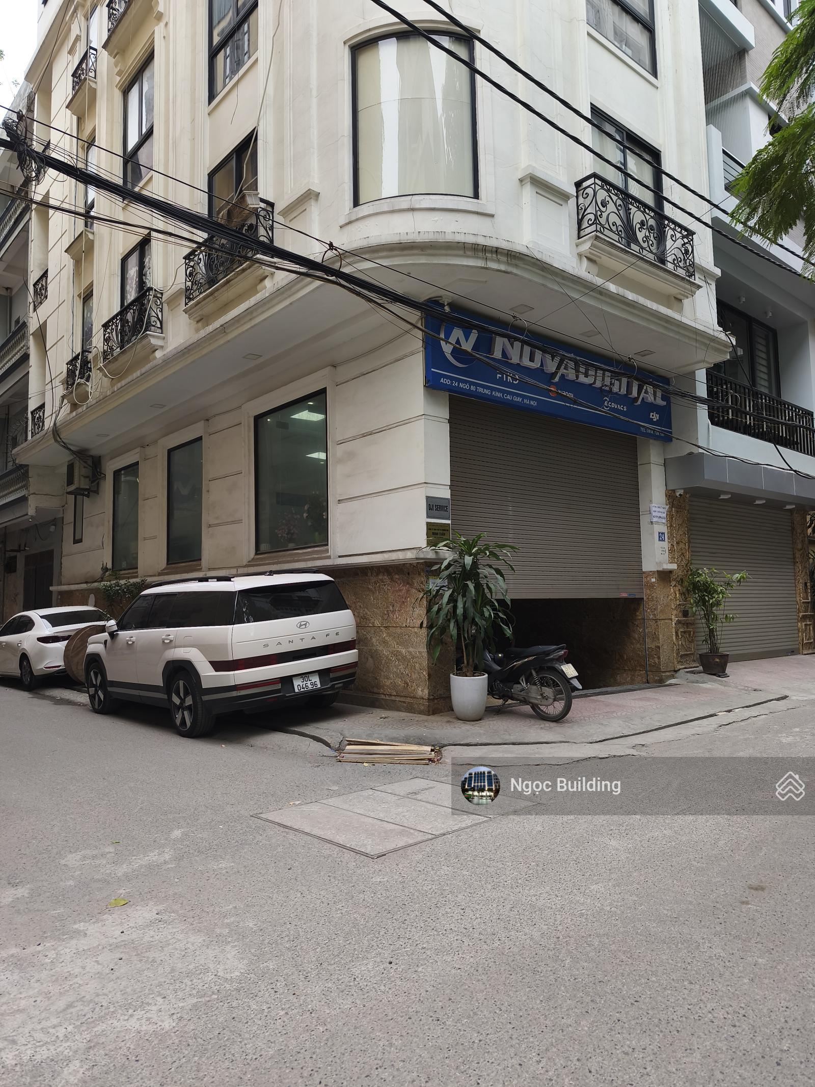 Cần tiền cho con đi học bán gấp nhà gần mặt phố ngay ĐTM Yên Hoà-Trung Yên. DT 102.8mx5.5T. 31,5 tỷ