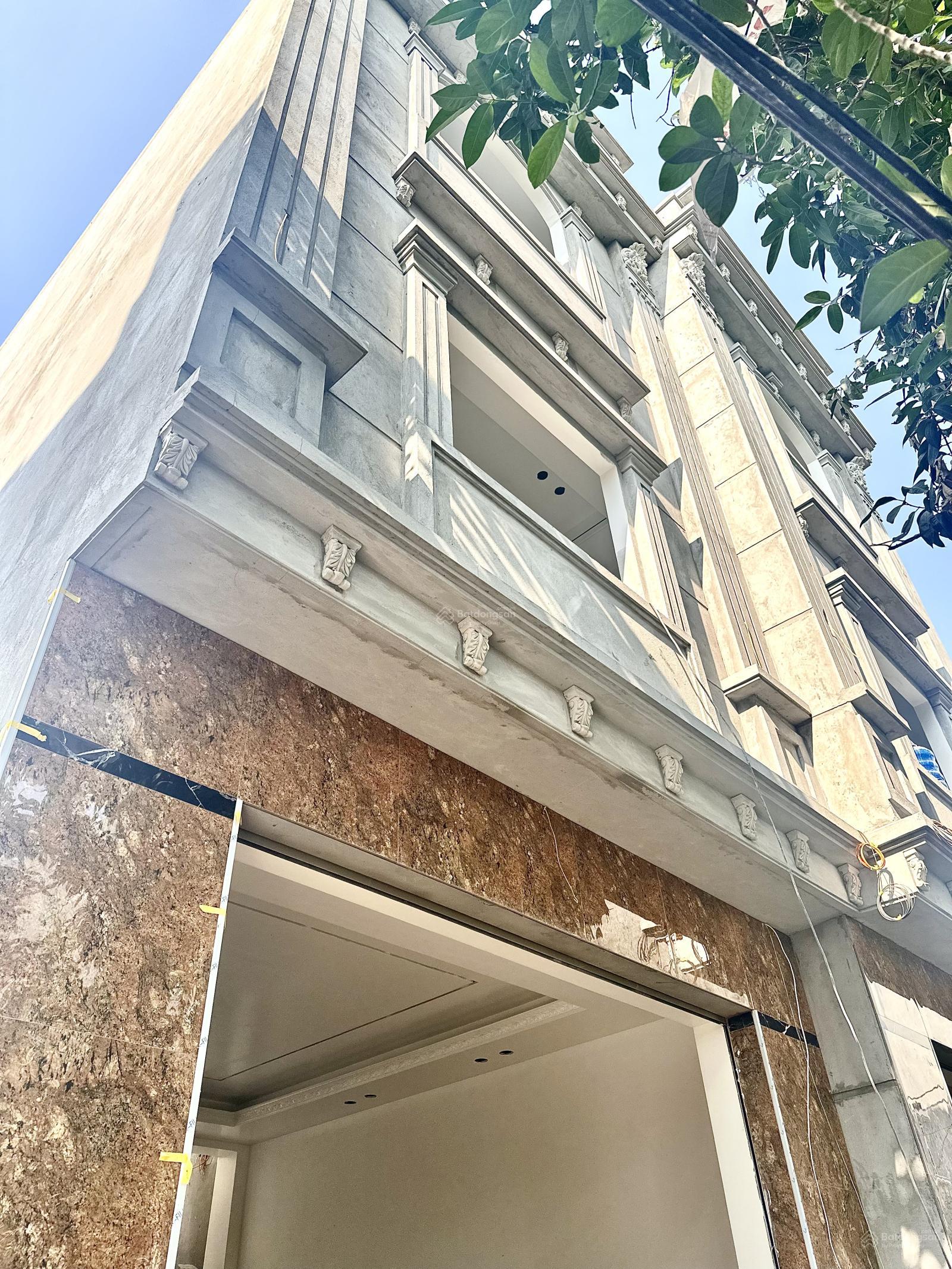 Nhà xây mới Phủ Thượng Đoạn - Phương Lưu - Gara oto gần nhà