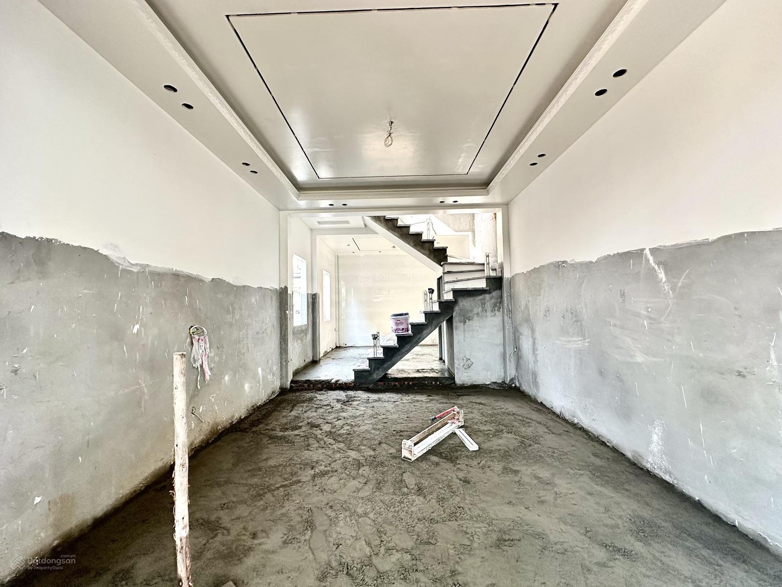 Nhà xây mới Phủ Thượng Đoạn - Phương Lưu - Gara oto gần nhà