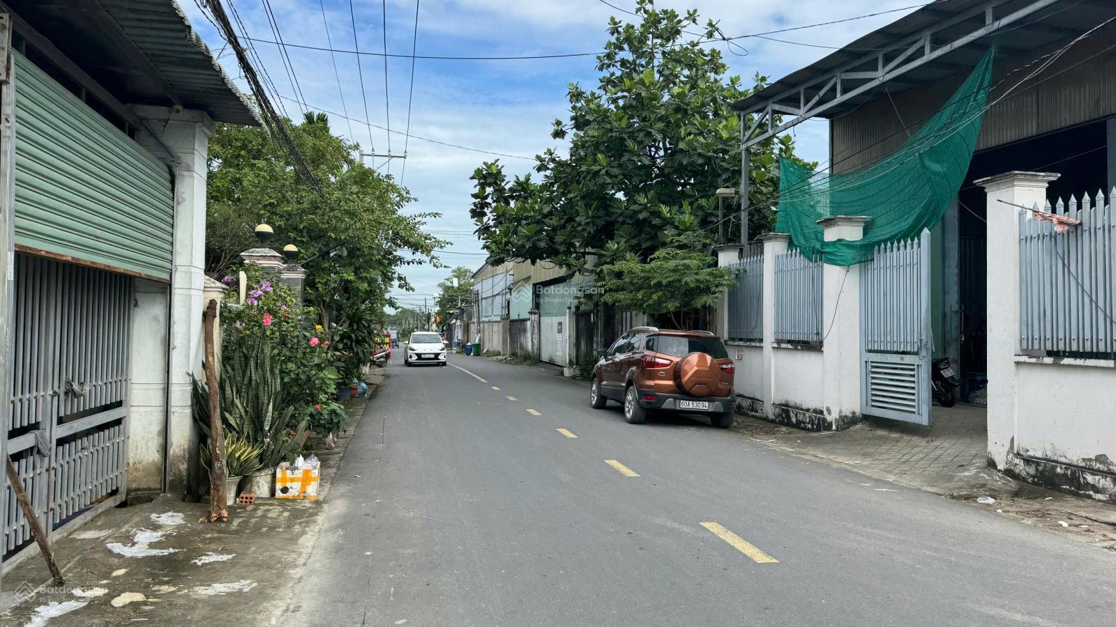 Chính chủ bán Lô Góc 7x15 Sổ Riêng, Đường nhựa 8m ngay Gần cây xăng 75, Đồng Khởi