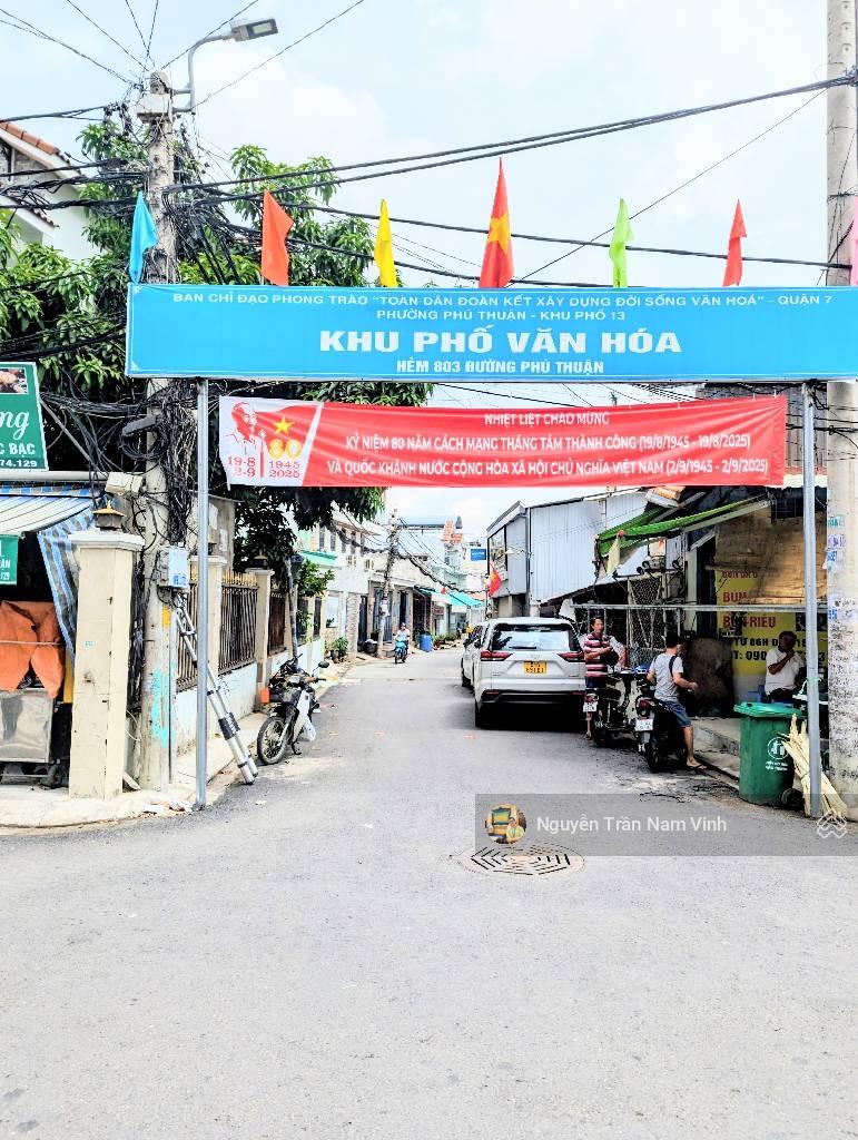 Bán nhà đường ô tô tránh nhau Quận 7 đường Phú Thuận ngang 4m5 dài 19m chỉ 8 tỷ nhỉnh thương lượng