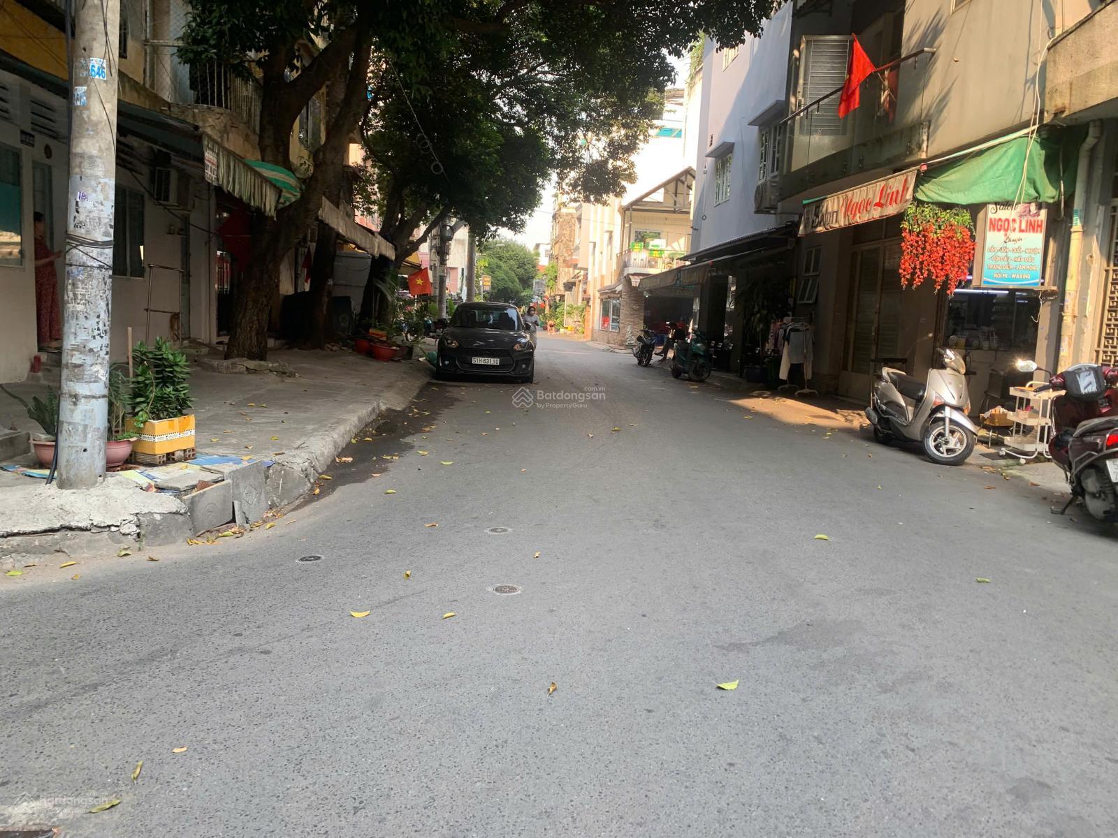 Bán nhà góc 2 MT hẻm đường Lý Thường Kiệt Q.11, DT (7.5 x 12m) giá 21.2 tỷ