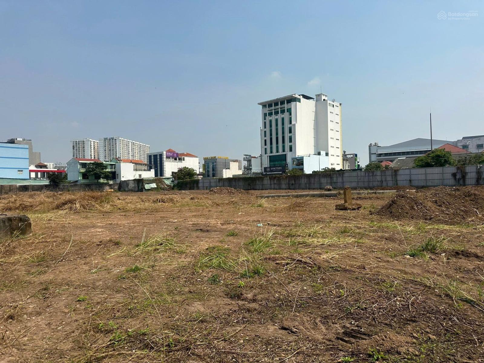 Cho thuê đất trống 16.000m2 mặt tiền đường Lũy Bán Bích, Tân Phú. Vị trí siêu đẹp vip