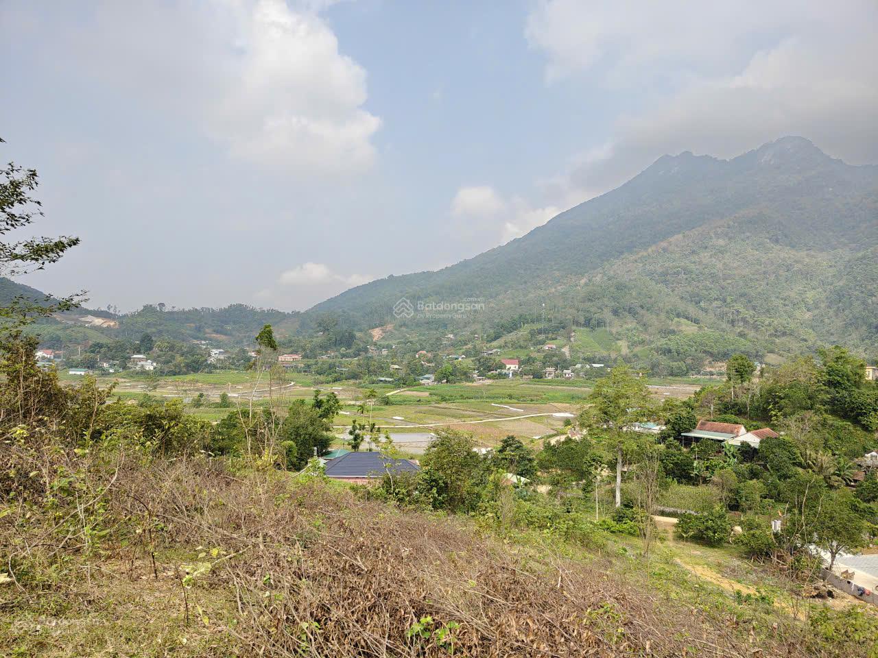 Mảnh đất nghỉ dưỡng Khánh Thượng view núi-cánh đồng thoáng đẹp, thế đất thoải, không khí trong lành