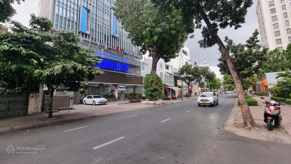 Bán nhà MT Nguyễn Đình Chiểu P.Võ Thị Sáu Q3, DT 17x20m CN 333.4m2 Giá 260 Tỷ