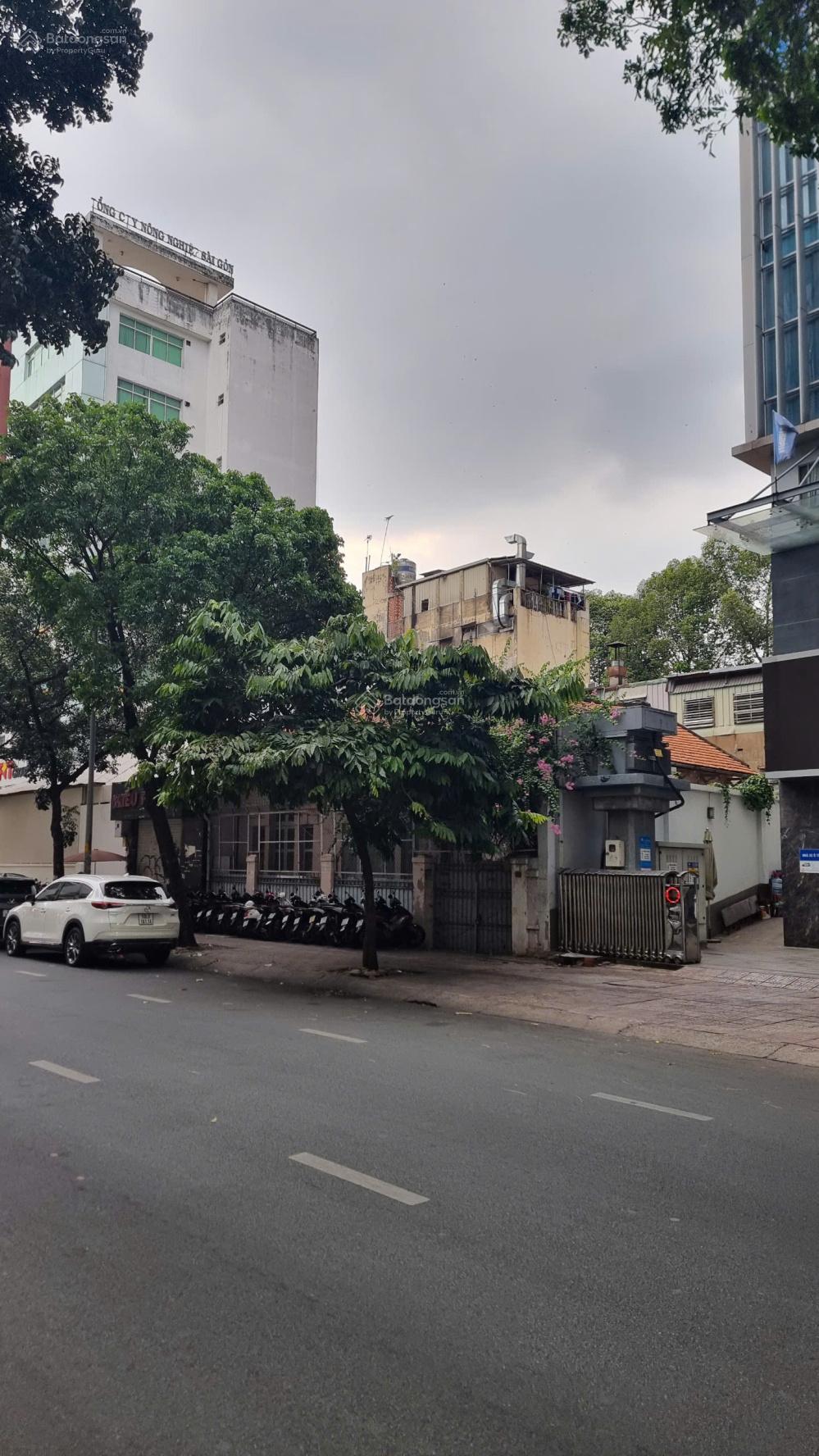 Bán nhà MT Nguyễn Đình Chiểu P.Võ Thị Sáu Q3, DT 17x20m CN 333.4m2 Giá 260 Tỷ