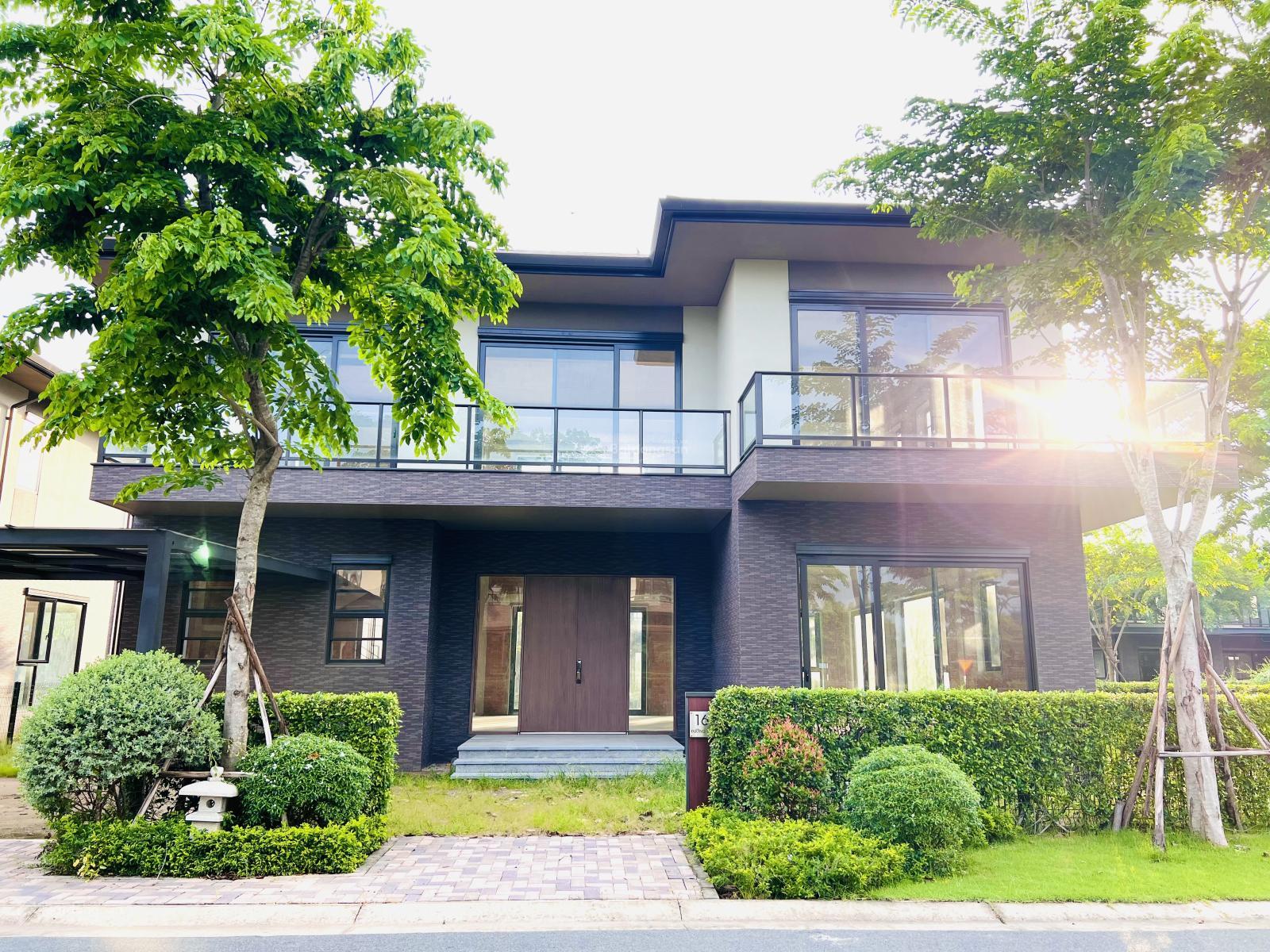 Biệt thự căn góc view kênh nhà xây sẵn mua giá gốc CĐT khu đô thị Waterpoint