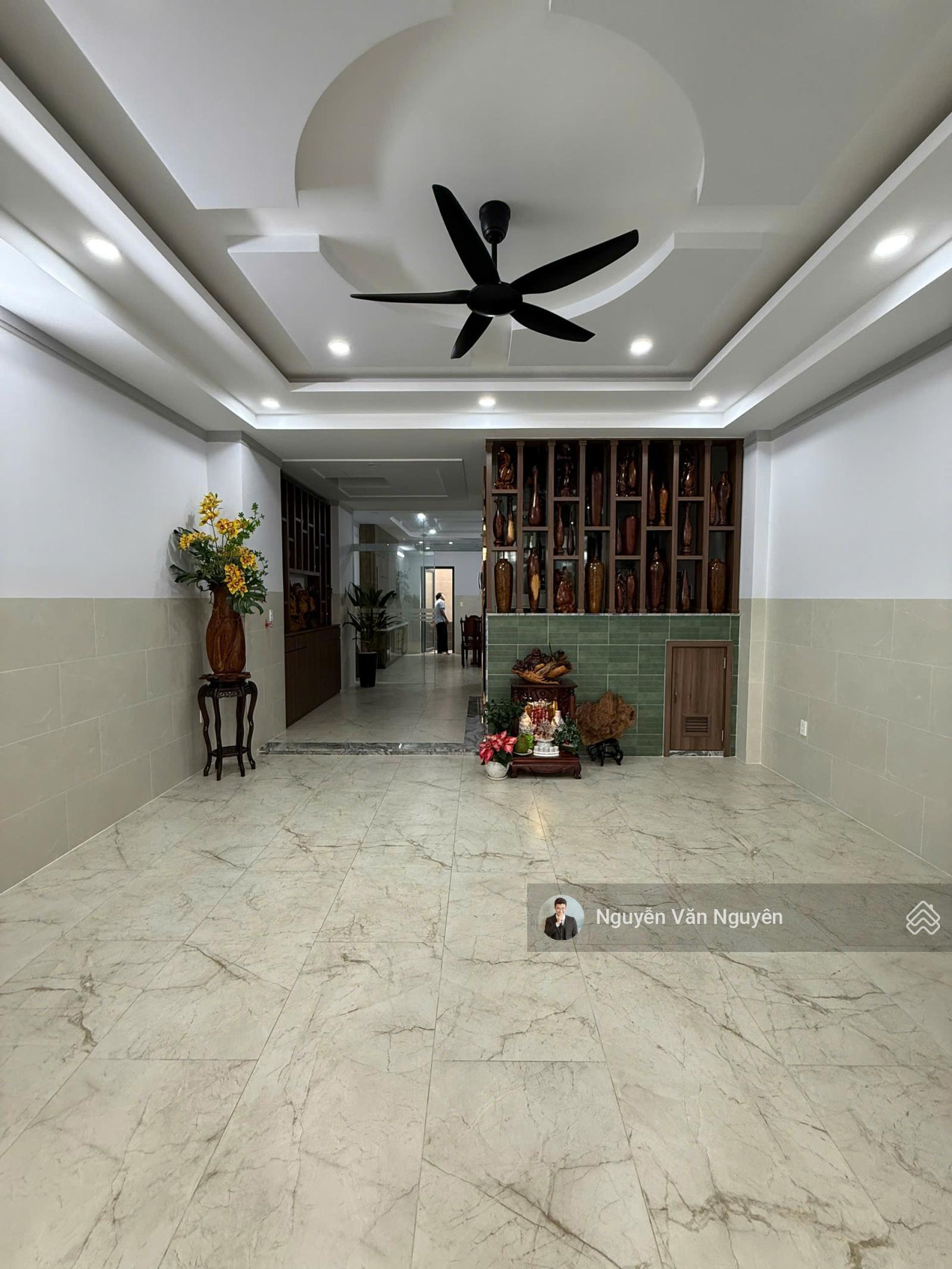 Siêu phẩm! Nhà mới 5 tầng có tháng máy full nội thất xịn. Khai thác dòng tiền 7%. Tiện ích 1Km