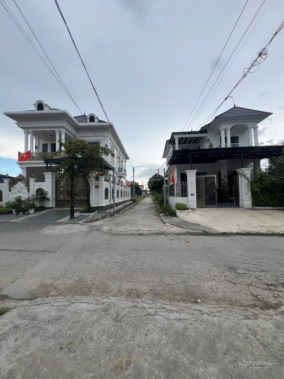 LÔ ĐẤT TÂN THÀNH DƯƠNG KINH 240 m ngang 12 m