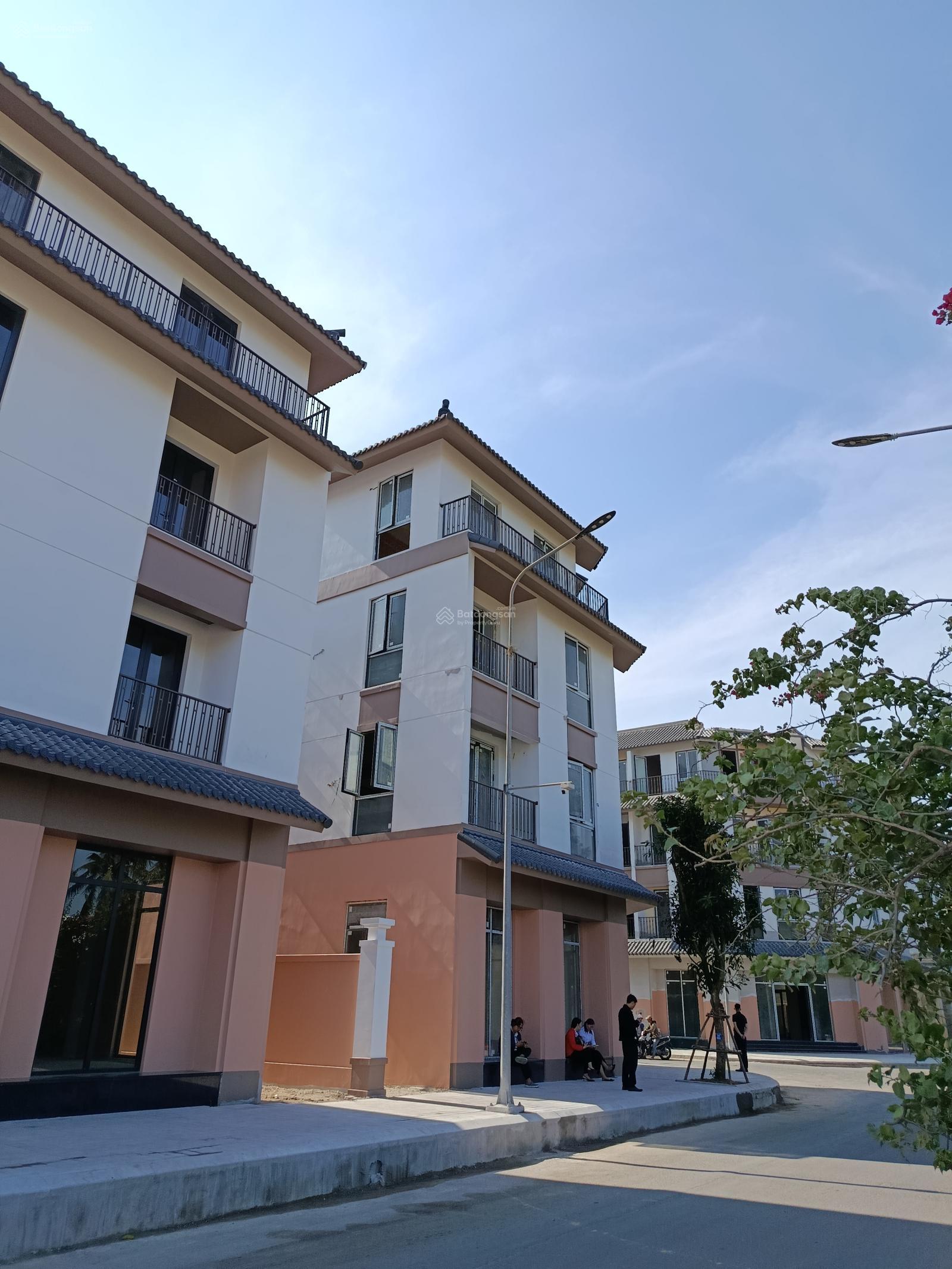 Bán nhà Liền Kề tại Vinhomes Pearl Bay, 10,2 tỷ, 63m2.