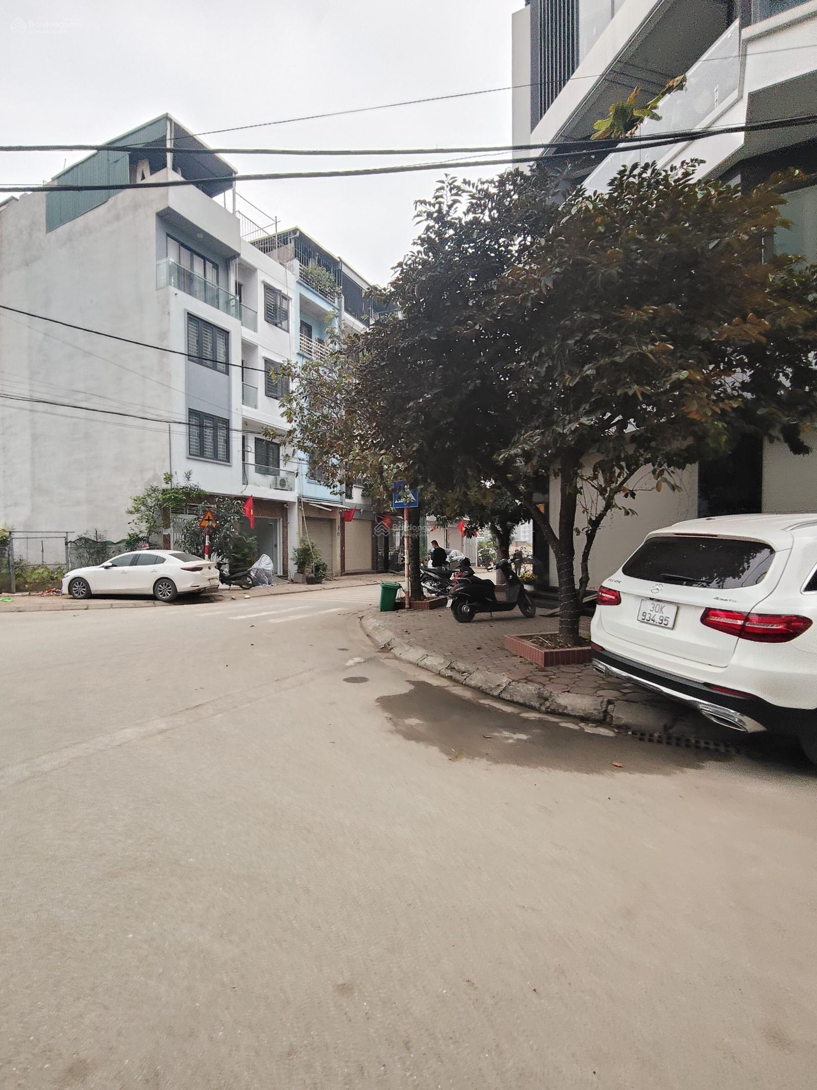 Nhà cấp 4 80m2 ô tô tránh giá 17 tỷ, phường Đức Thắng Nhà cấp 4 80m2 ô tô tránh giá 17 tỷ, phường Đức Thắng