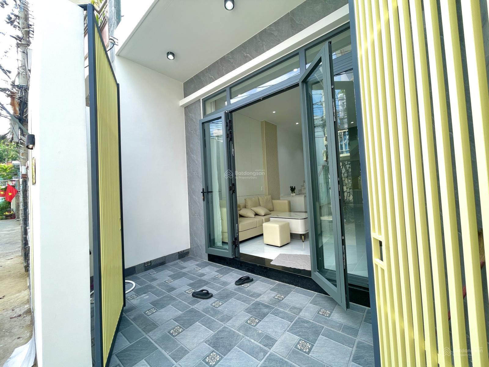 Nhà đẹp 2 tầng, 2 mặt tiền, hẻm ô tô Hải Đức chỉ 4 tỷ 500 tr