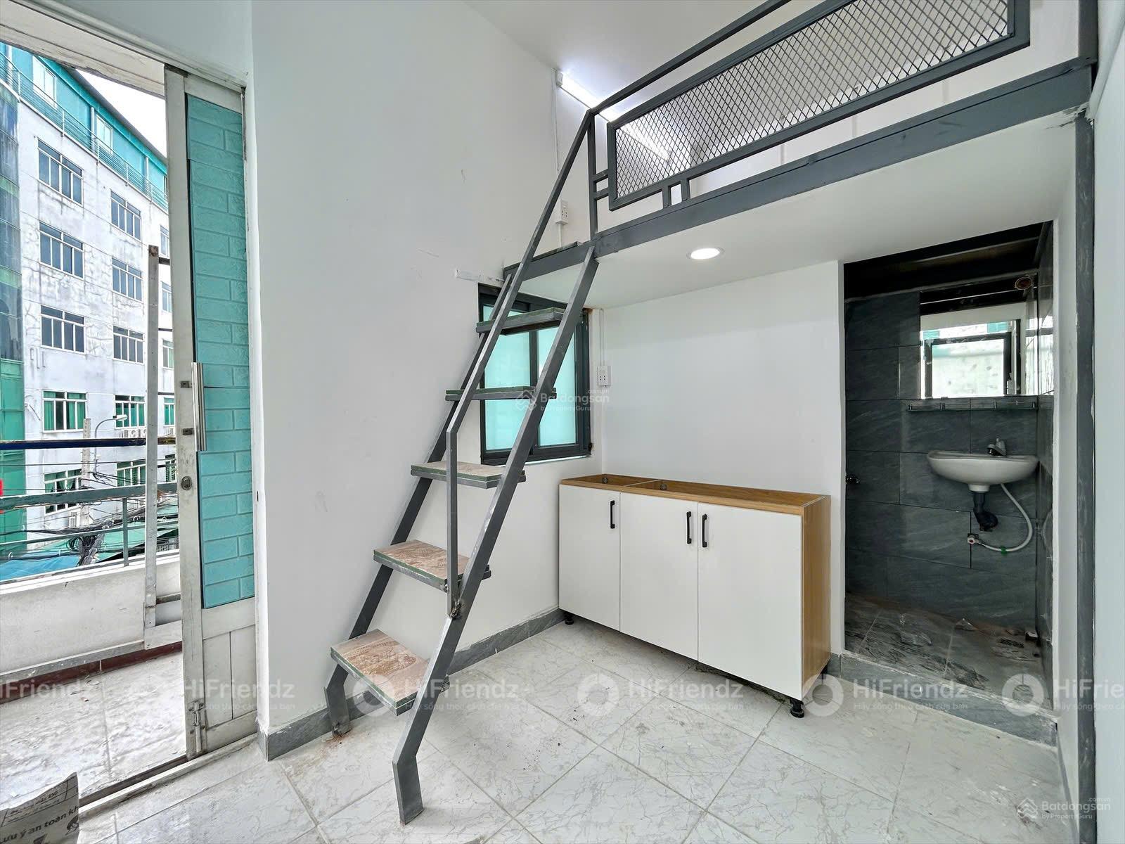 Cho thuê phòng trọ duplex gác - ban công, 32m2 tại Lam Sơn ngay công viên Gia Định - Sân bay TSN