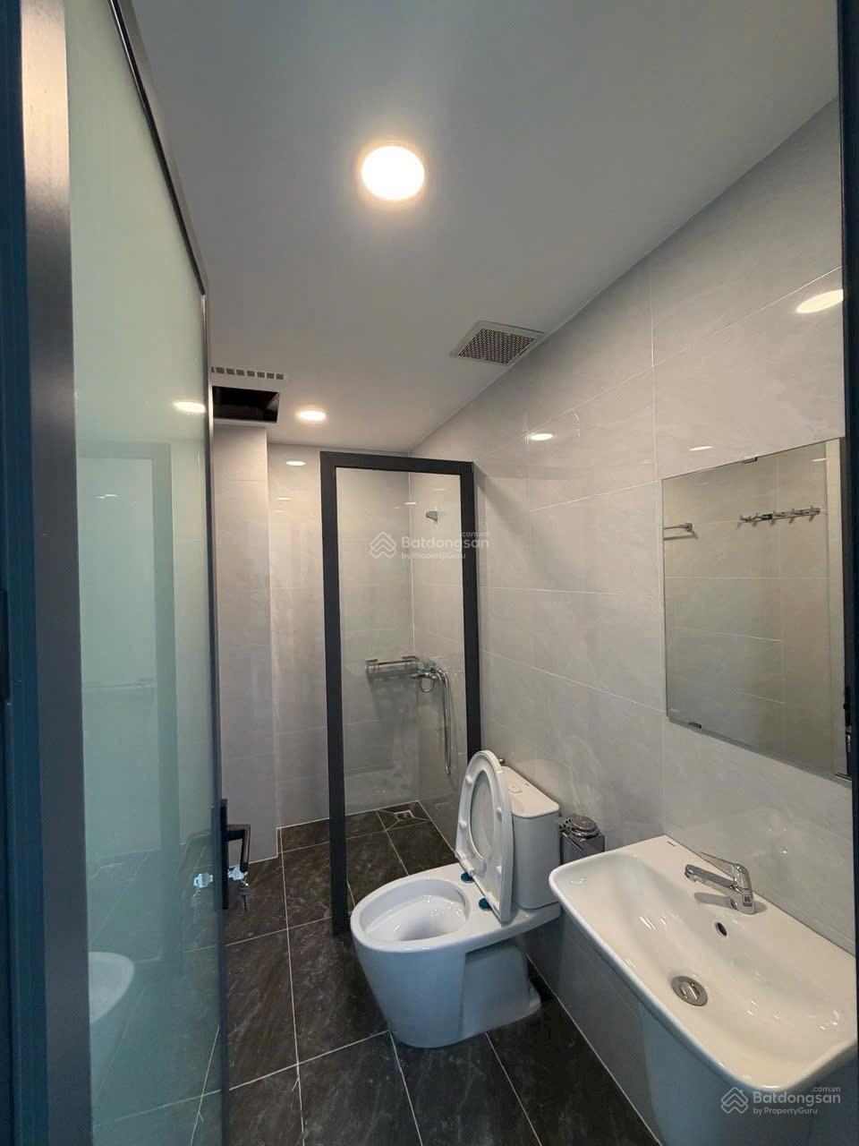 Nhà KDC Nhơn Đức Vạn Phát Hưng. Nhà Bè
Dt 5x19m. 1trệt 2 lầu 1 tum. 5pn, 5wc
Giá 8,2 tỷ. Nhà KDC Nhơn Đức Vạn Phát Hưng. Nhà Bè
Dt 5x19m. 1trệt 2 lầu 1 tum. 5pn, 5wc
Giá 8,2 tỷ.