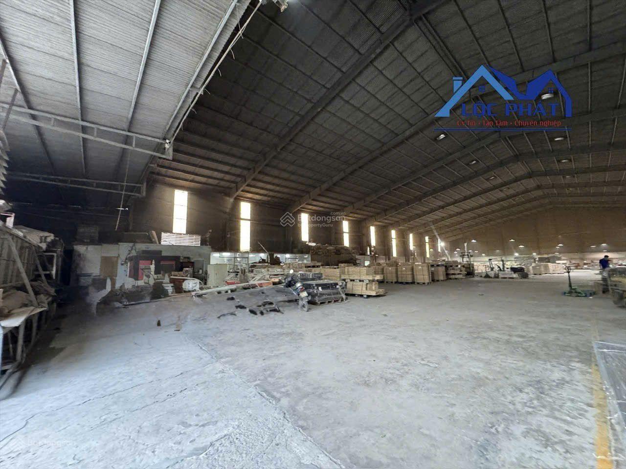 Bán xưởng mặt tiền thiện Tân Vĩnh Cửu, Đồng Nai 3.700 m2 chỉ 29,6 tỷ