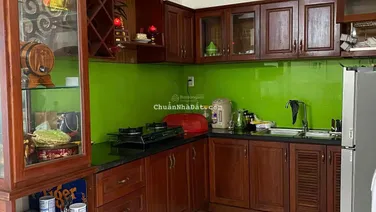 Cho thuê nguyên căn, nhà 3 tầng đường 7.5m - gần biển Mỹ Khê. Giá 22 tr/tháng