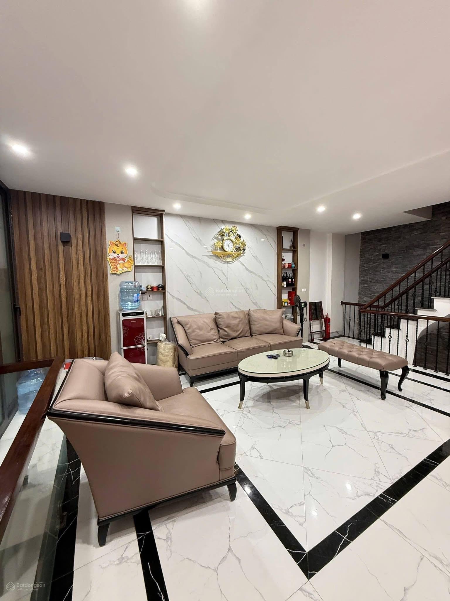 BÁN NHANH NHÀ CHÍNH CHỦ PHỐ PHƯƠNG MAI ĐỐNG ĐA 45M 6 TẦNG MT 5M SÁT PHỐ GẦN OTO LH 0972 472 *** BÁN NHANH NHÀ CHÍNH CHỦ PHỐ PHƯƠNG MAI ĐỐNG ĐA 45M 6 TẦNG MT 5M SÁT PHỐ GẦN OTO LH 0972 472 ***