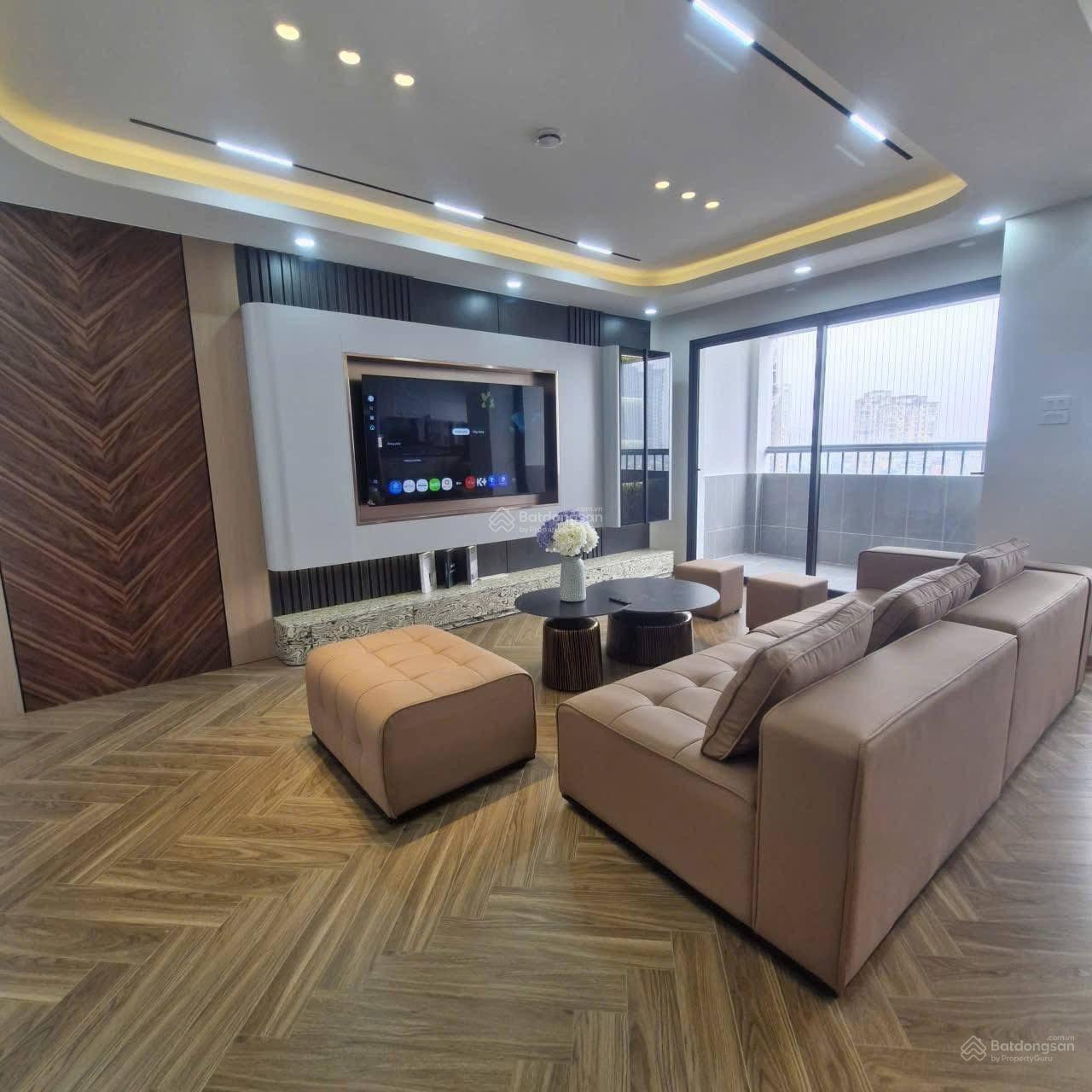 Bán CH 3PN/WC 111M tầng trung BC Đông Nam Full nội thất giá 11,5 tỷ CC Trung Kính LH 0976 122 *** Bán CH 3PN/WC 111M tầng trung BC Đông Nam Full nội thất giá 11,5 tỷ CC Trung Kính LH 0976 122 ***