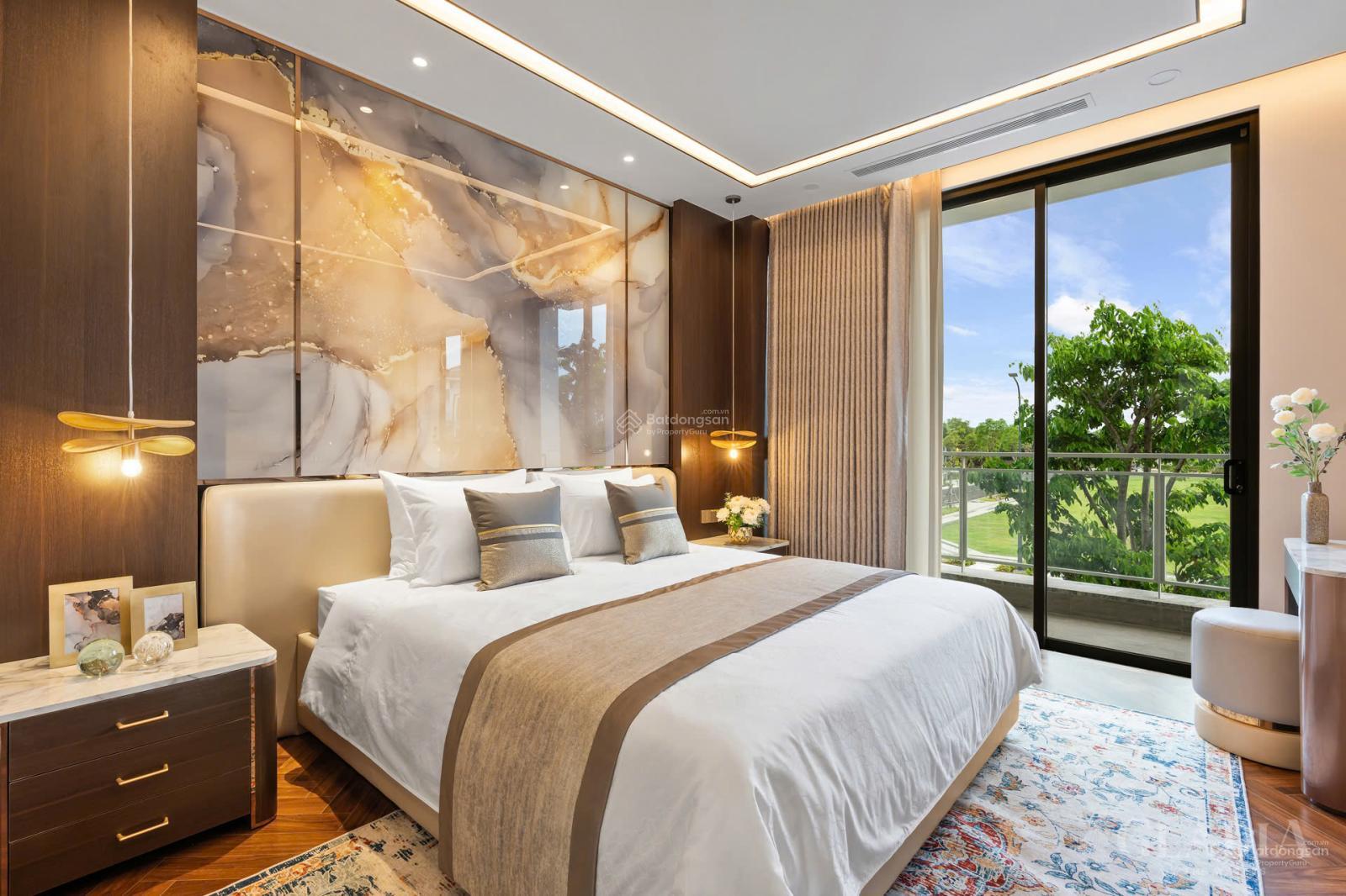 Em Minh bán nhà liên kế Khang Điền đường 14m. DTXD 251m2 kết cấu 1 trệt 3 lầu giá có VAT 32.3 tỷ