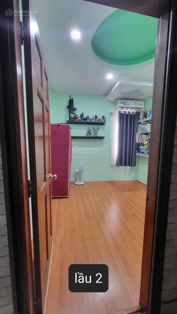 Bán nhà 5 tầng khu dân cư gần đường Tôn Đản
