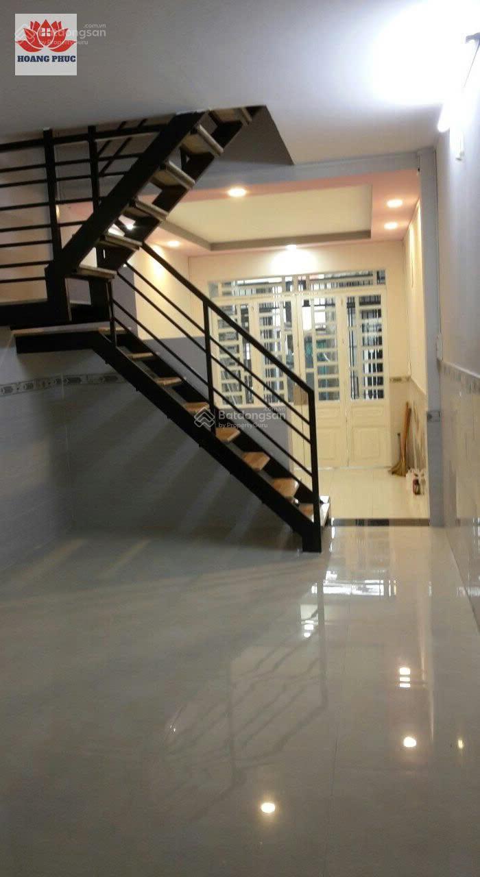 Nhà 1 trệt 1 lầu, ngay UBND Trường Thọ, giá 3,8 tỷ.